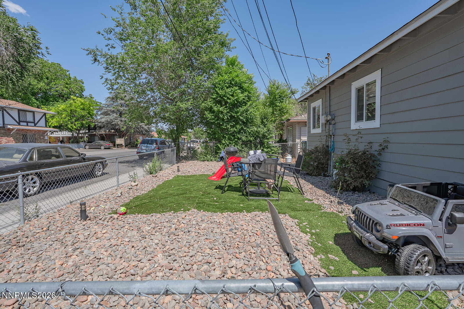 330 Broadway Boulevard Property Photo 5
