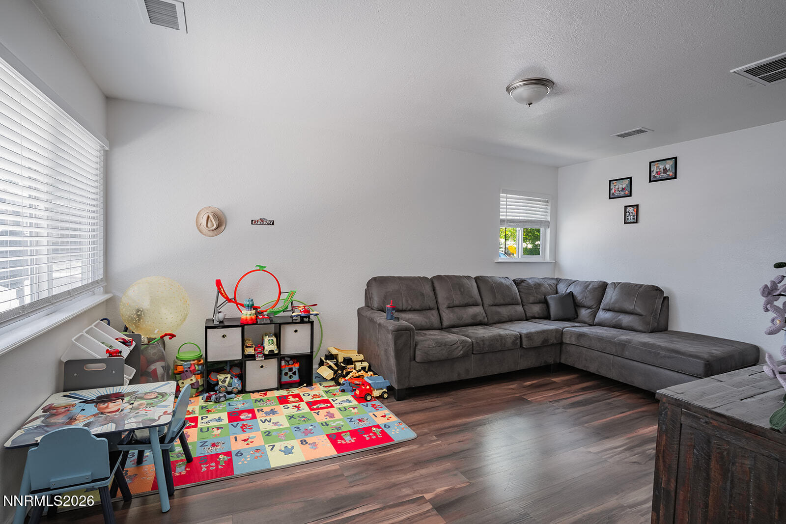 330 Broadway Boulevard Property Photo 23