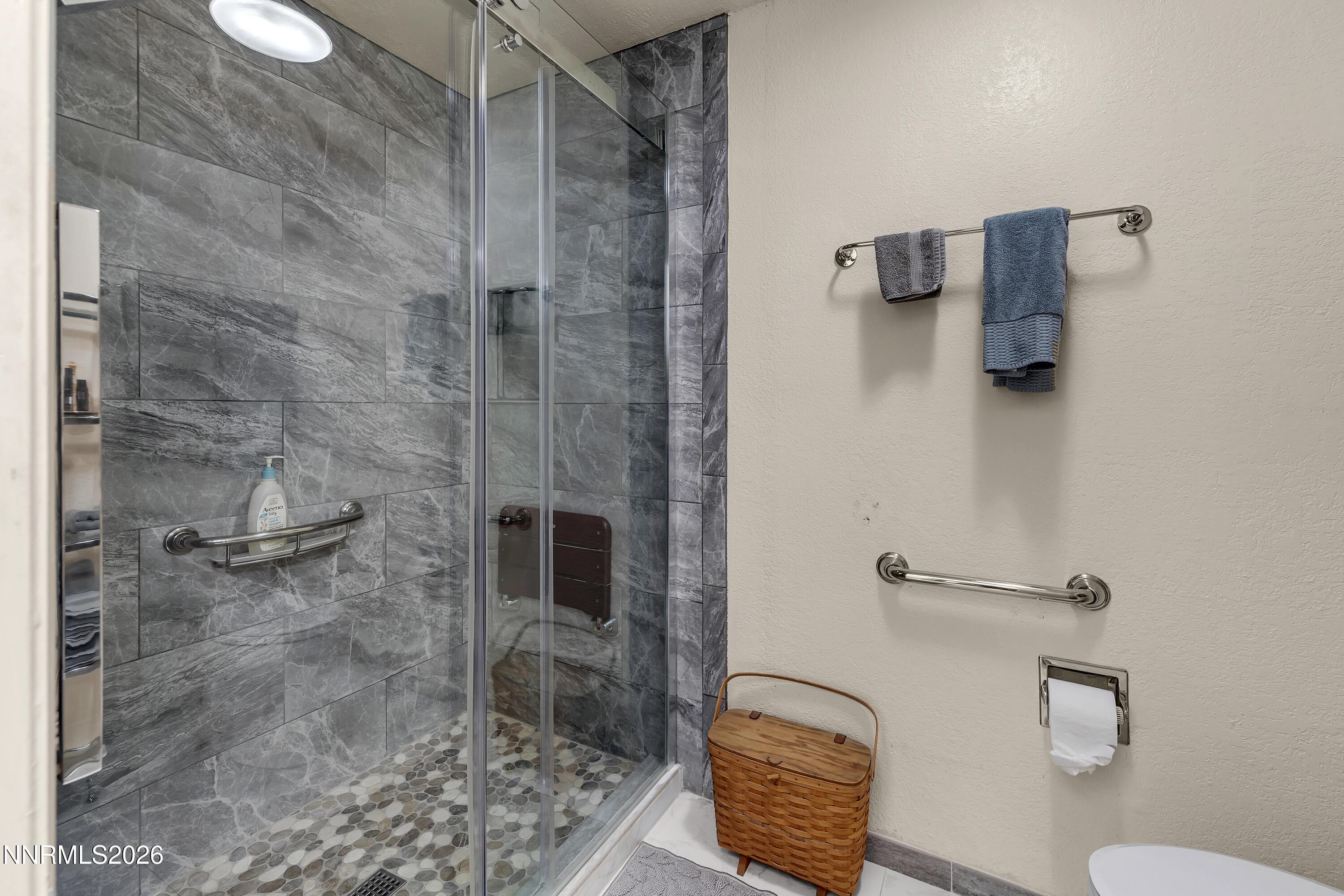 3329 S Edmonds Drive Property Photo 1