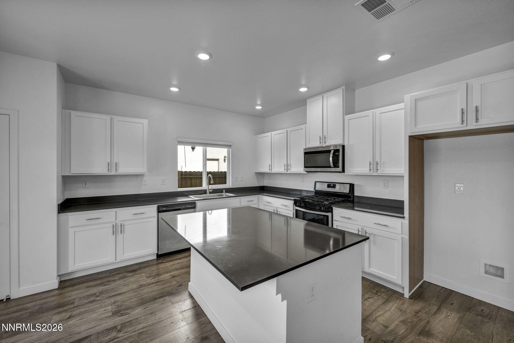 8918 Wolf Moon Drive Property Photo 29