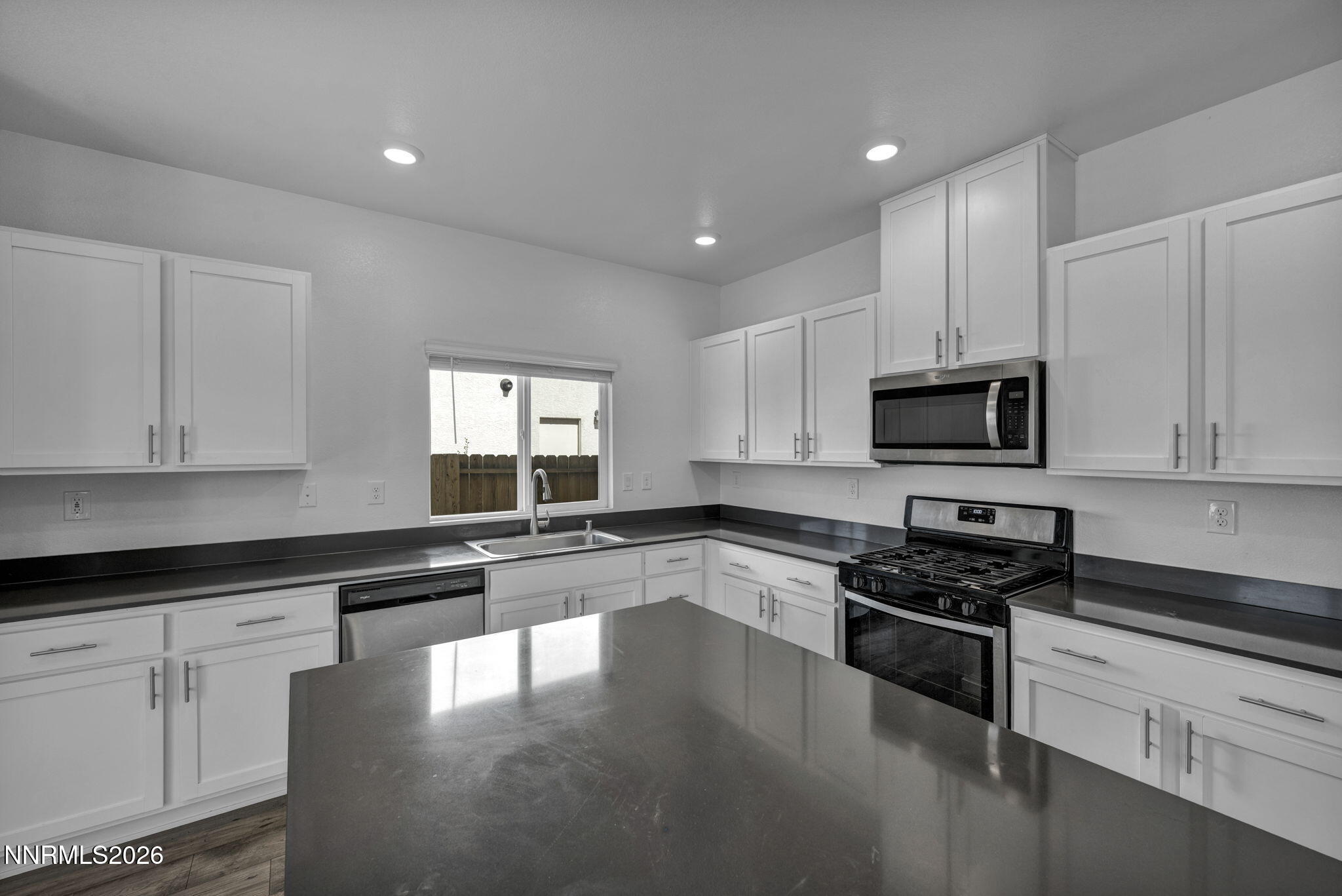 8918 Wolf Moon Drive Property Photo 31