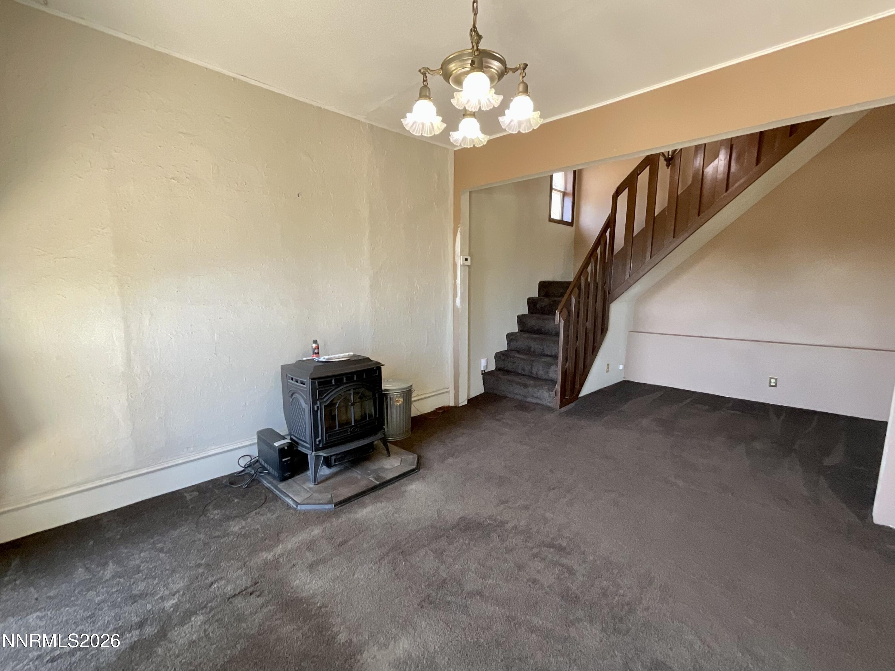 420 S D Street Property Photo 7