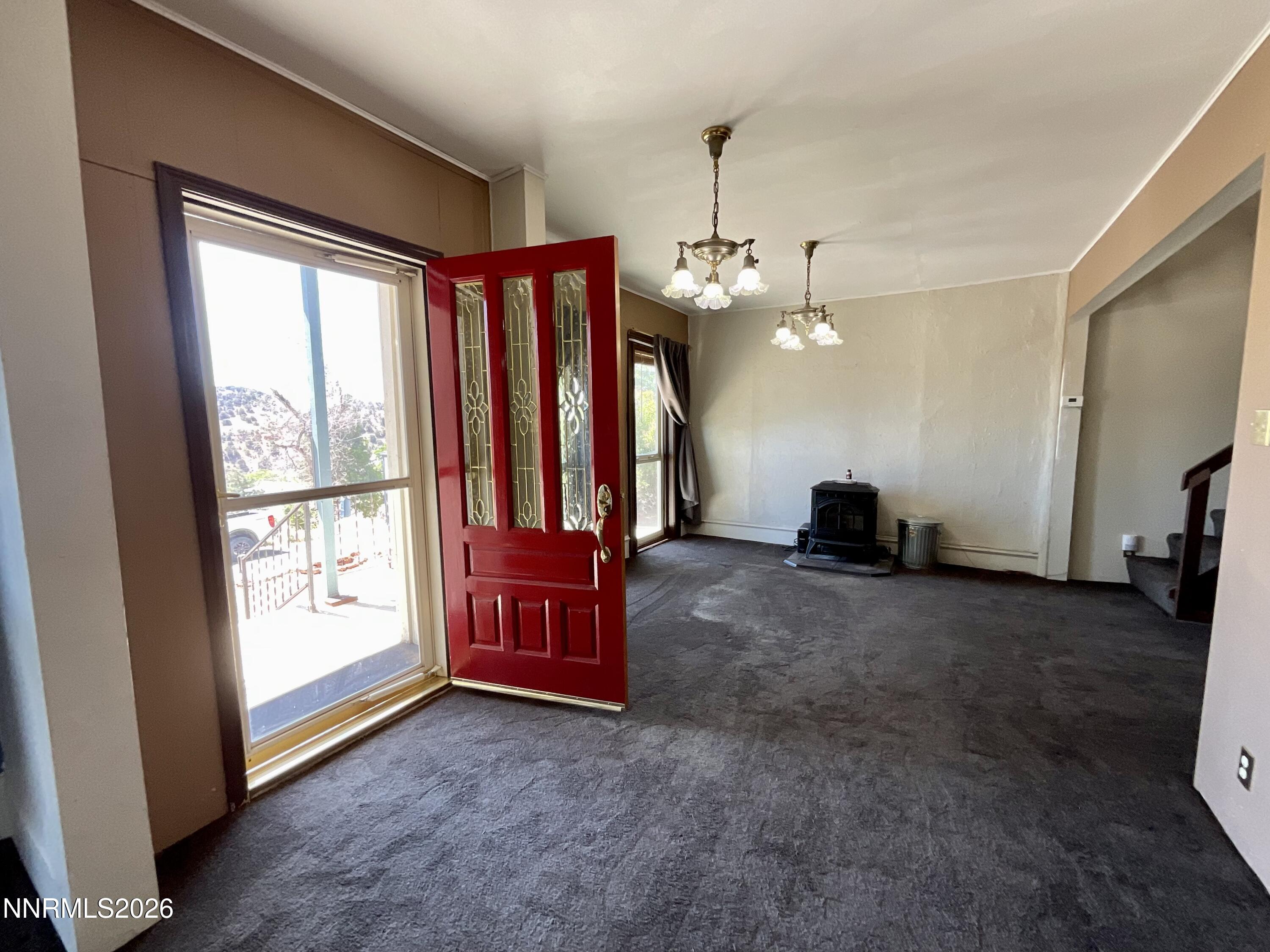420 S D Street Property Photo 9