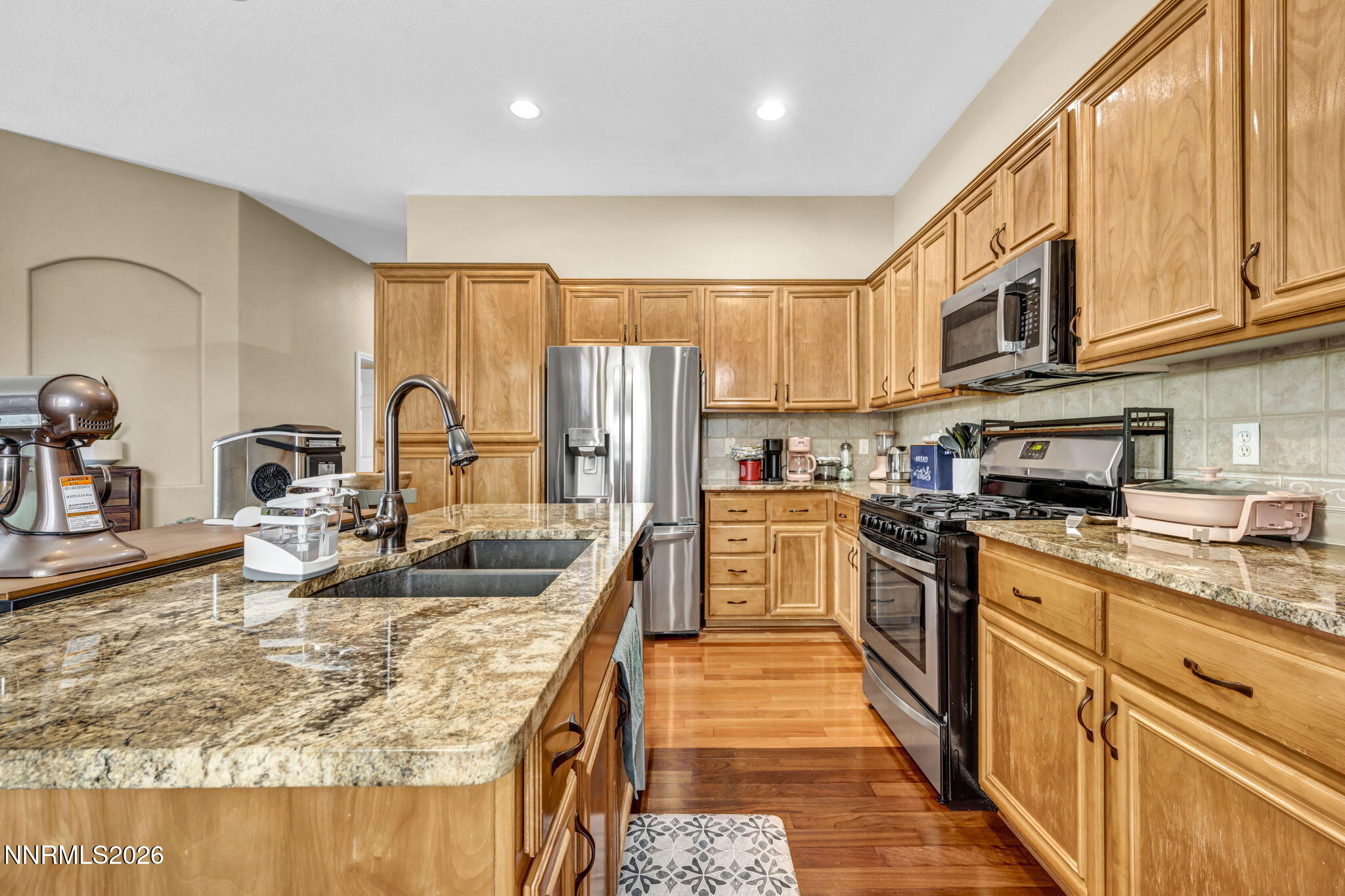 1690 Emerald Bay Drive Property Photo 10