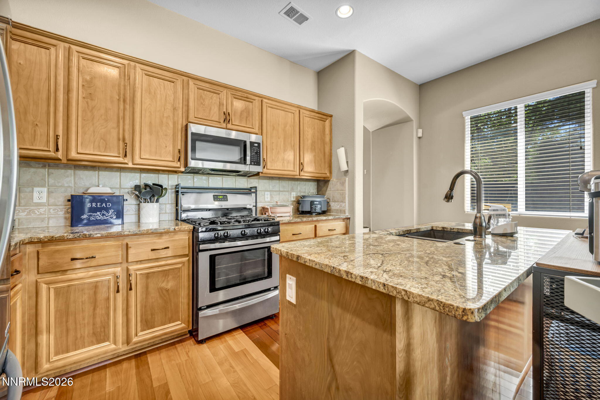 1690 Emerald Bay Drive Property Photo 11