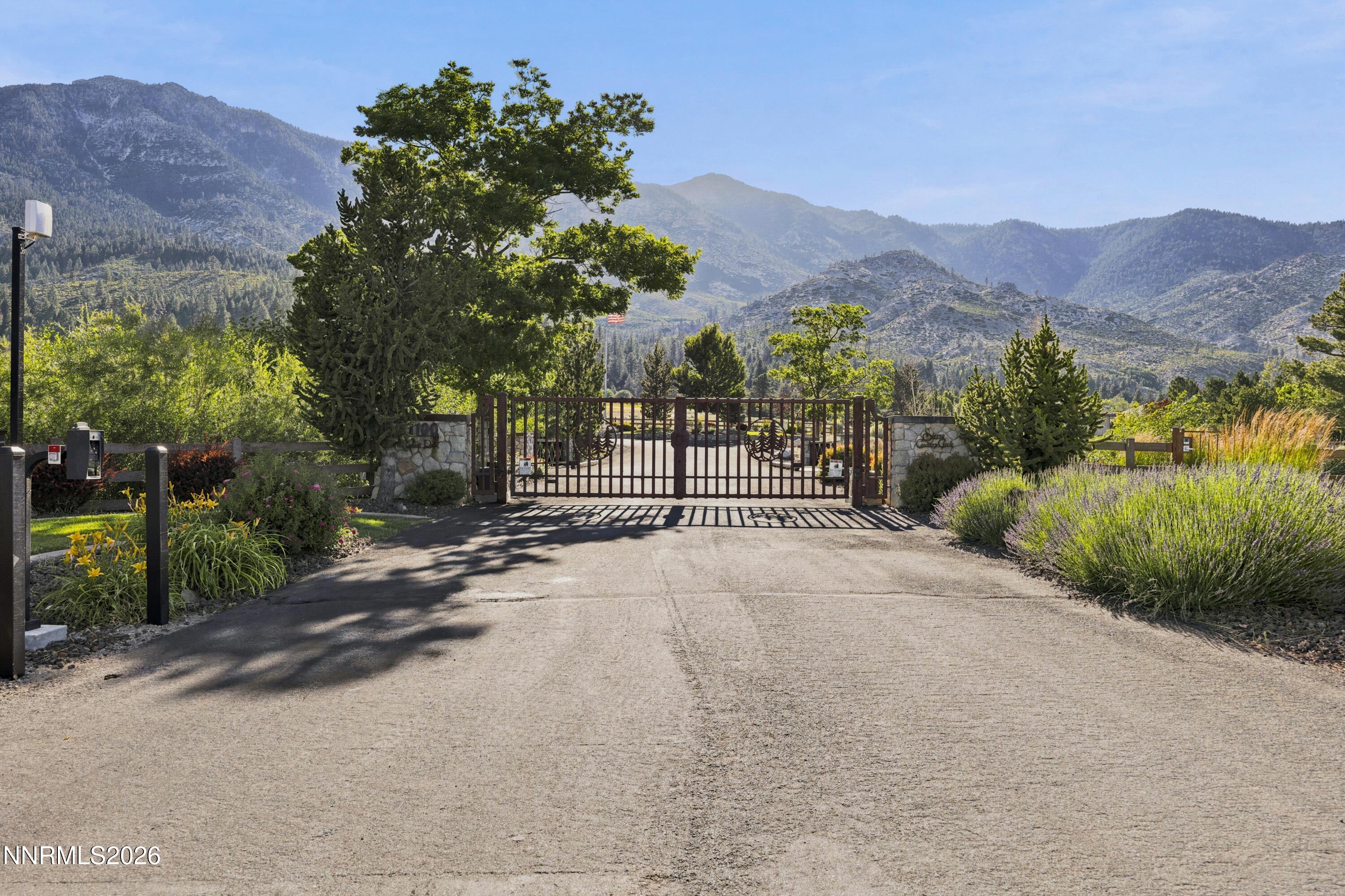 281 Sierra Country Circle Property Photo 5