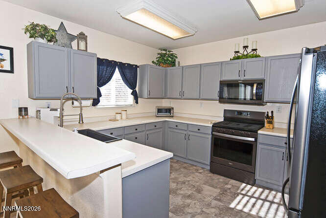 1367 Guiness Way Property Photo 14