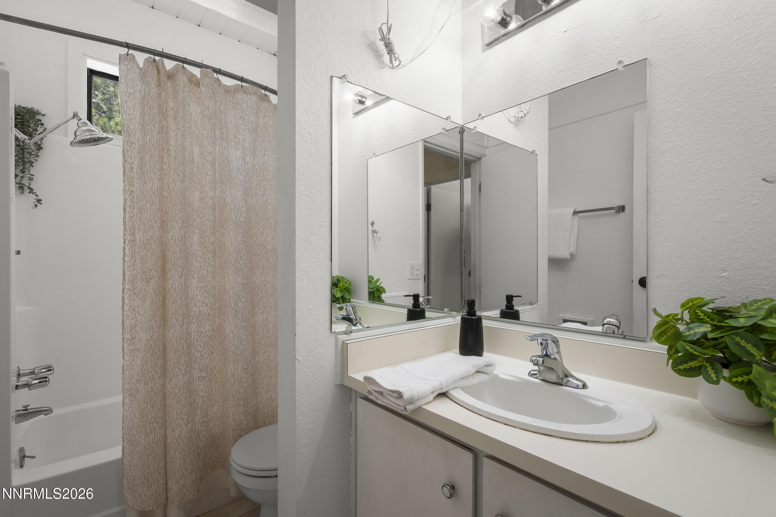 810 Alder Avenue Unit 63 Property Photo 17