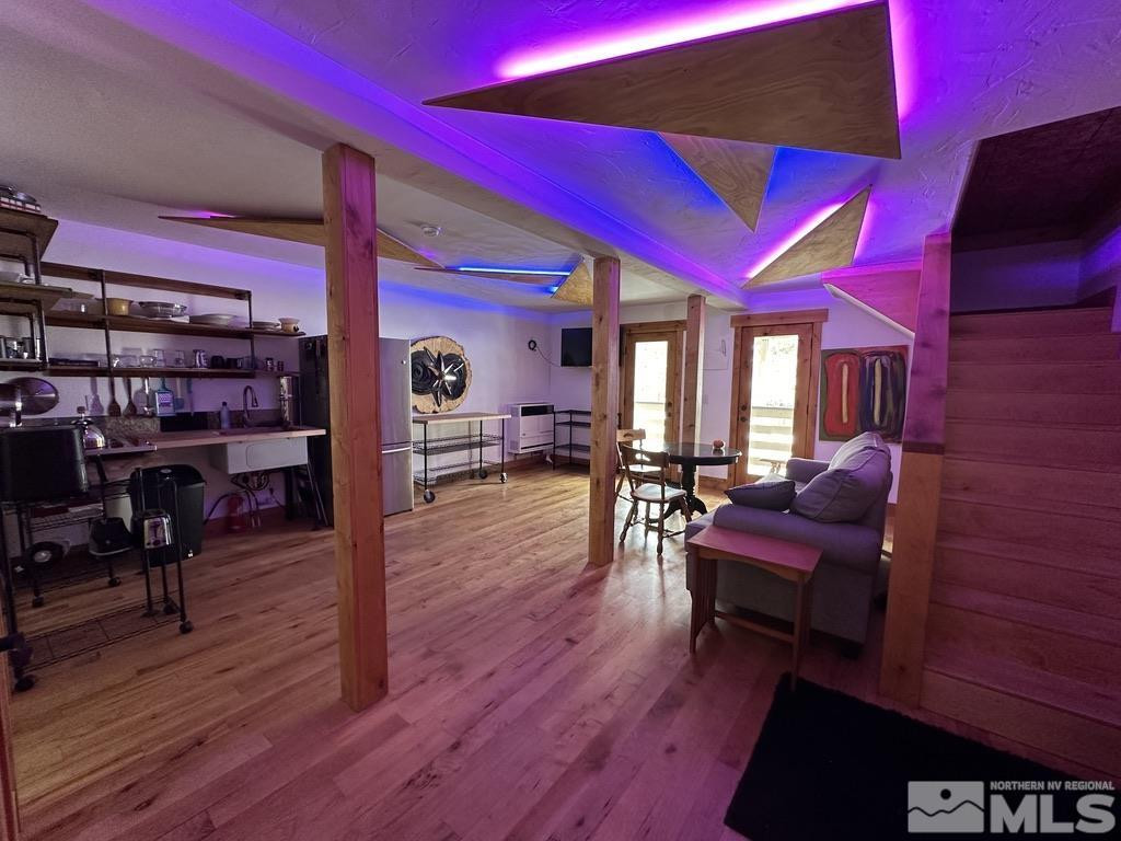 356 Galaxy Lane B Property Photo 3