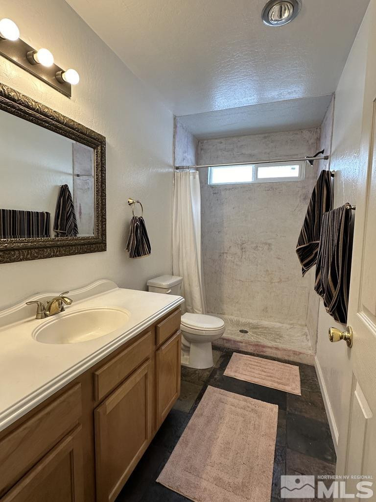 356 Galaxy Lane B Property Photo 11