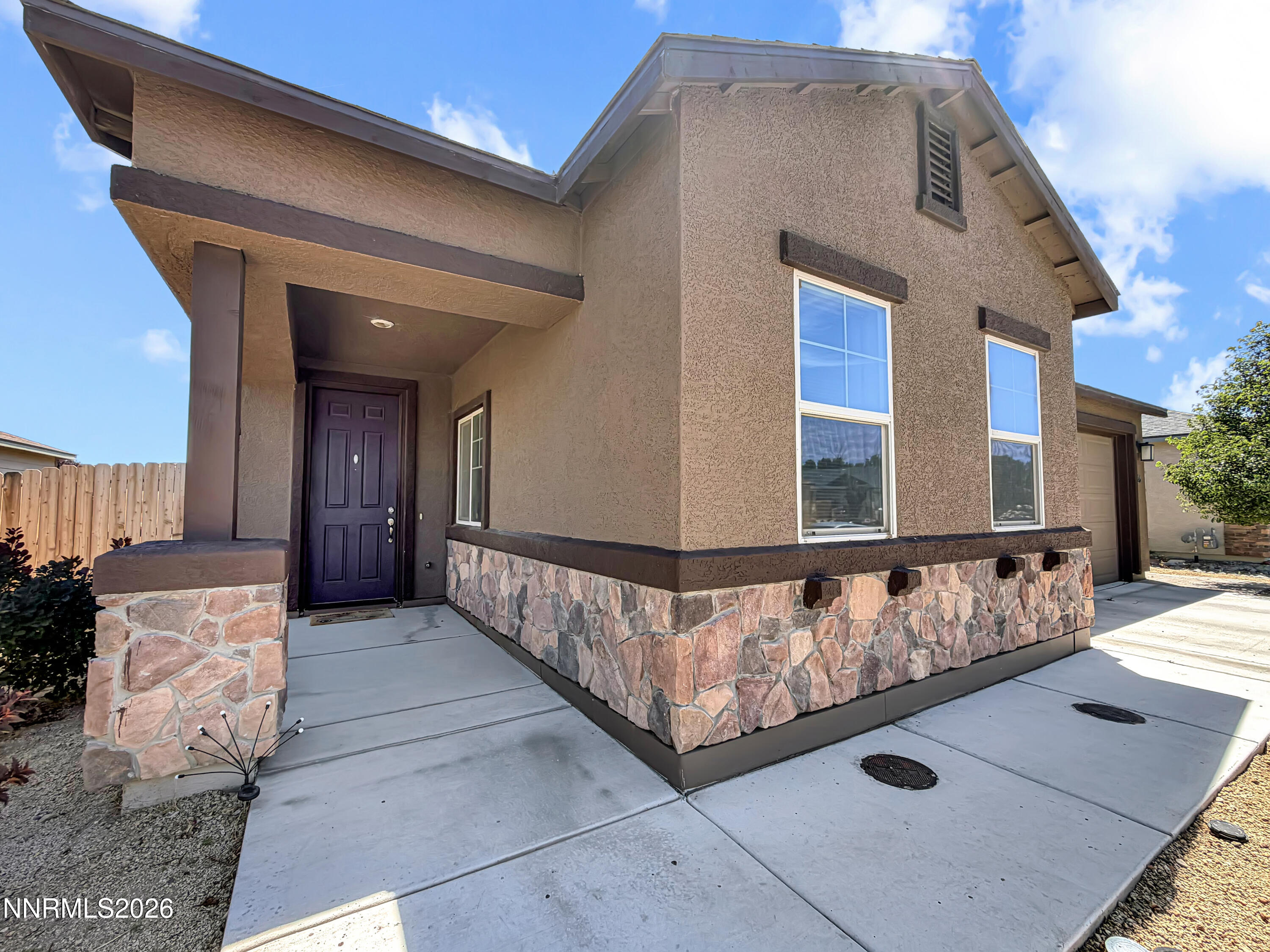 545 Osprey Way Property Photo 1