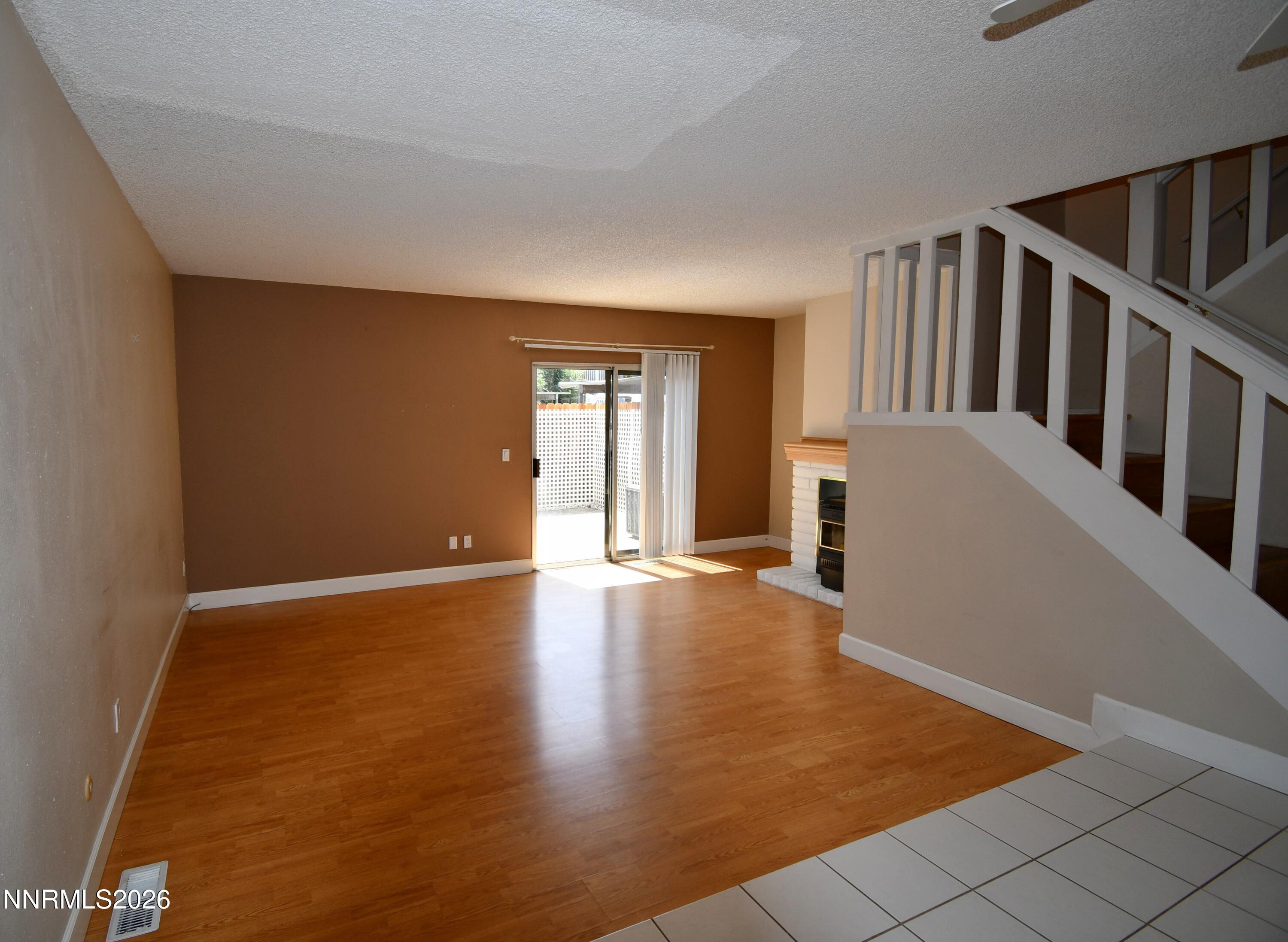 1363 Waterloo Lane B Property Photo 2