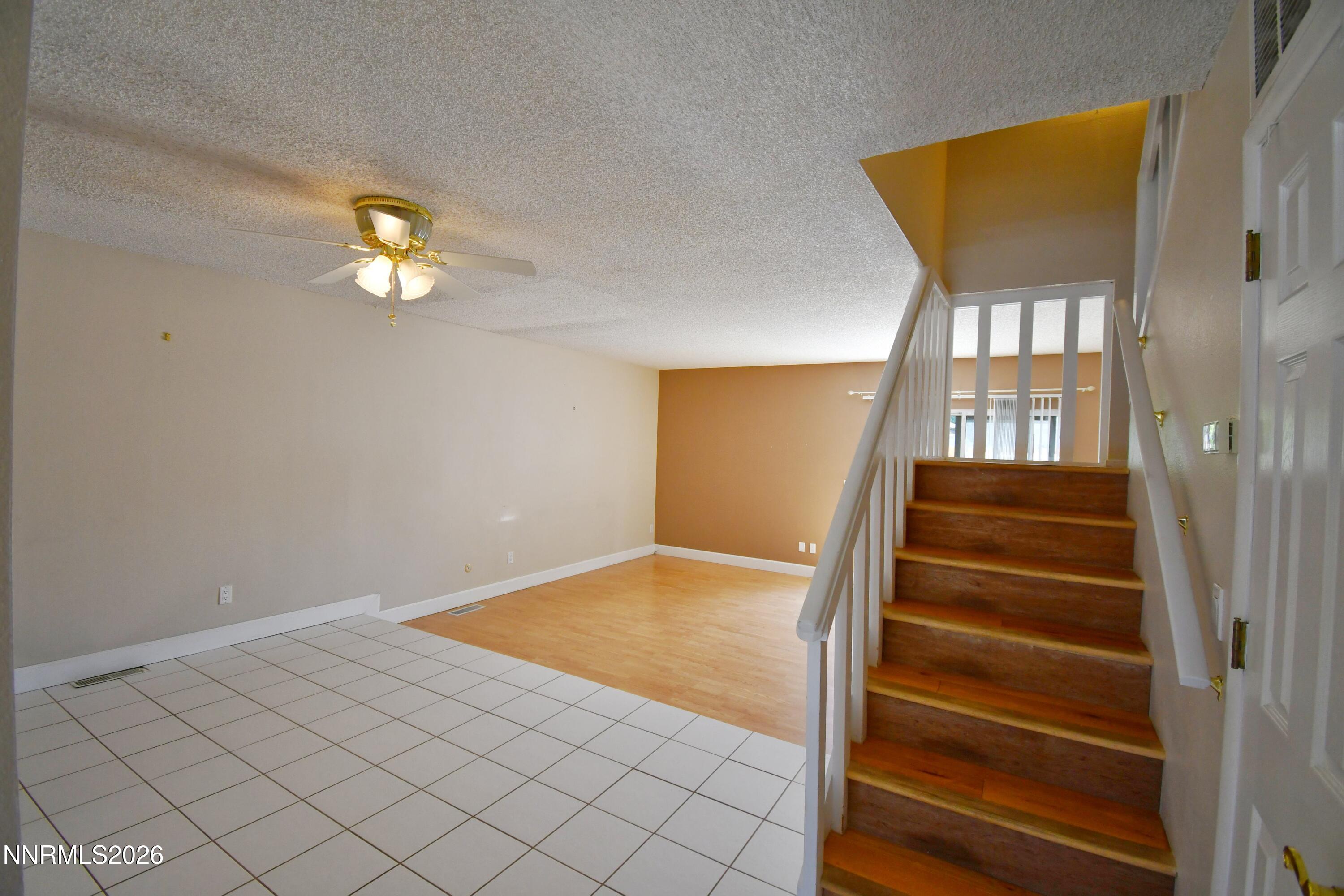 1363 Waterloo Lane B Property Photo 5