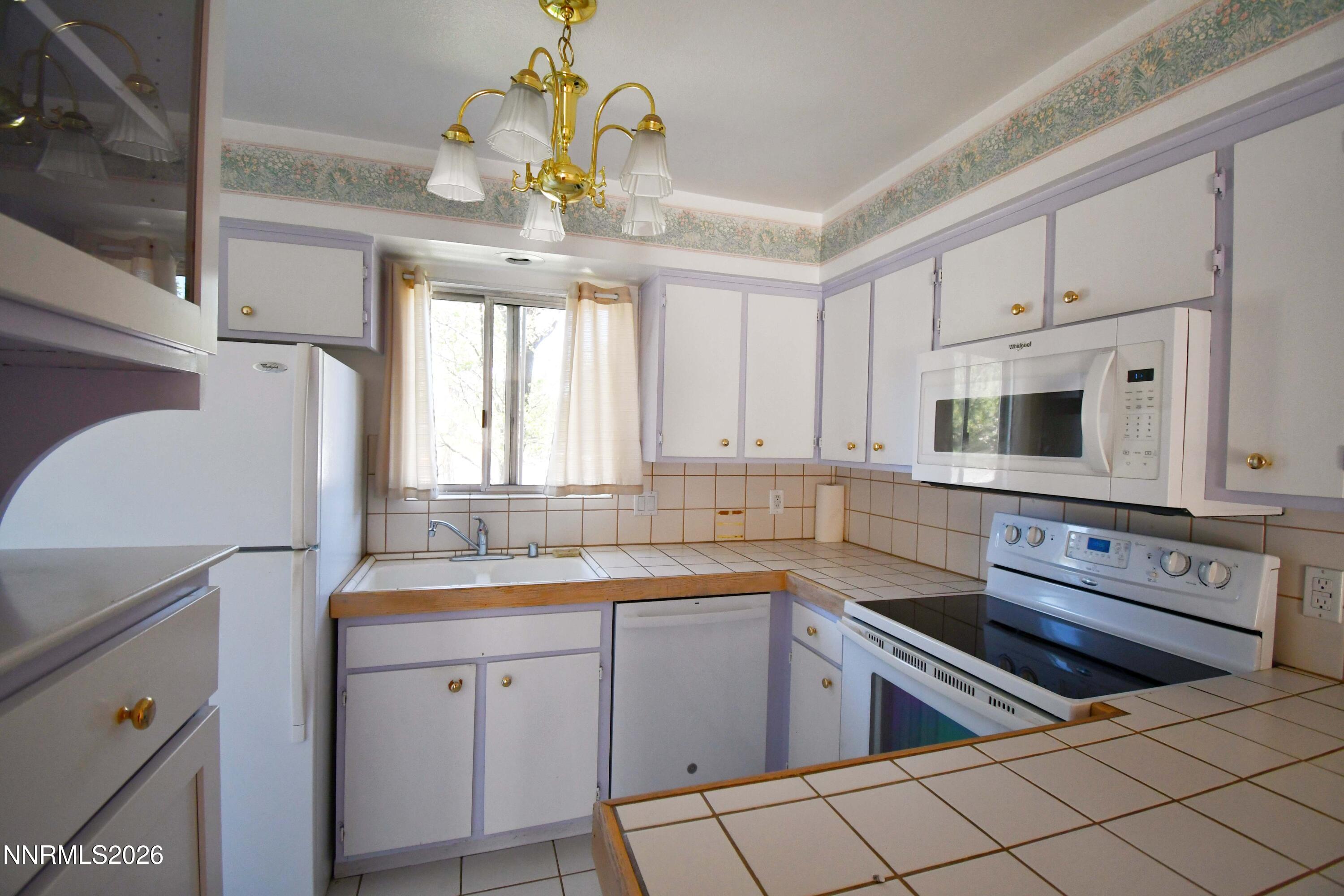 1363 Waterloo Lane B Property Photo 13