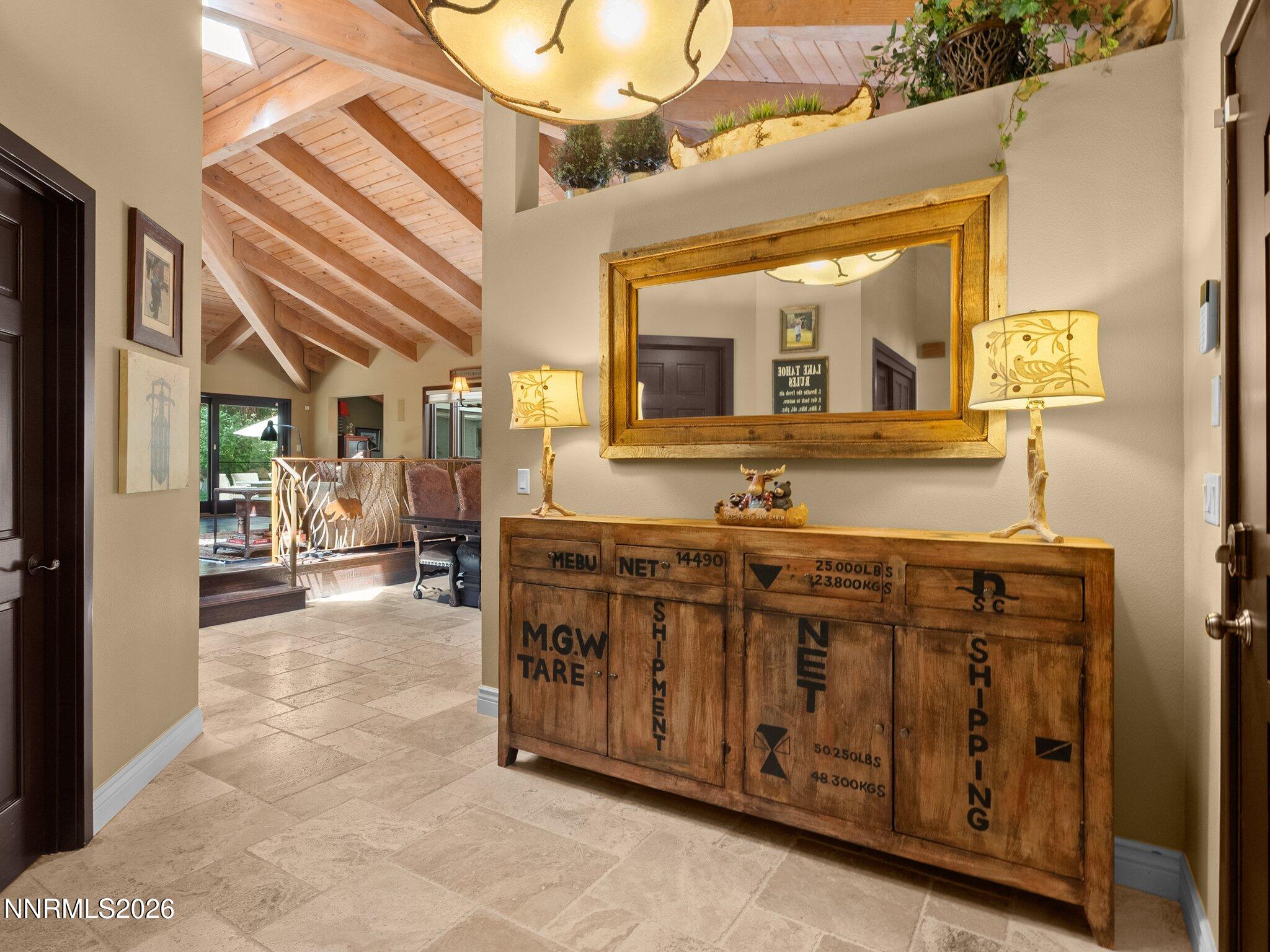 730 Martis Peak Road Property Photo 4