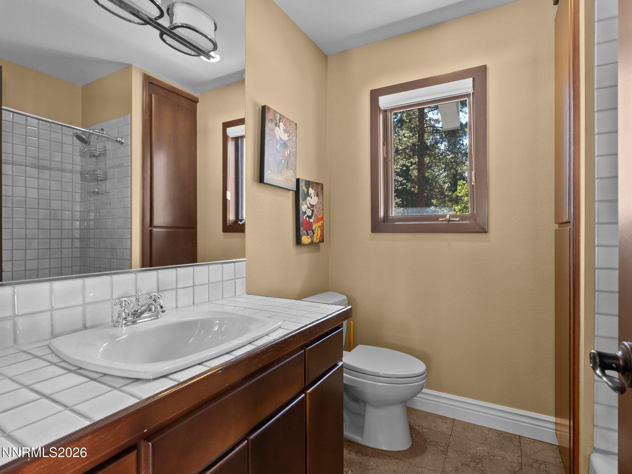 730 Martis Peak Road Property Photo 27