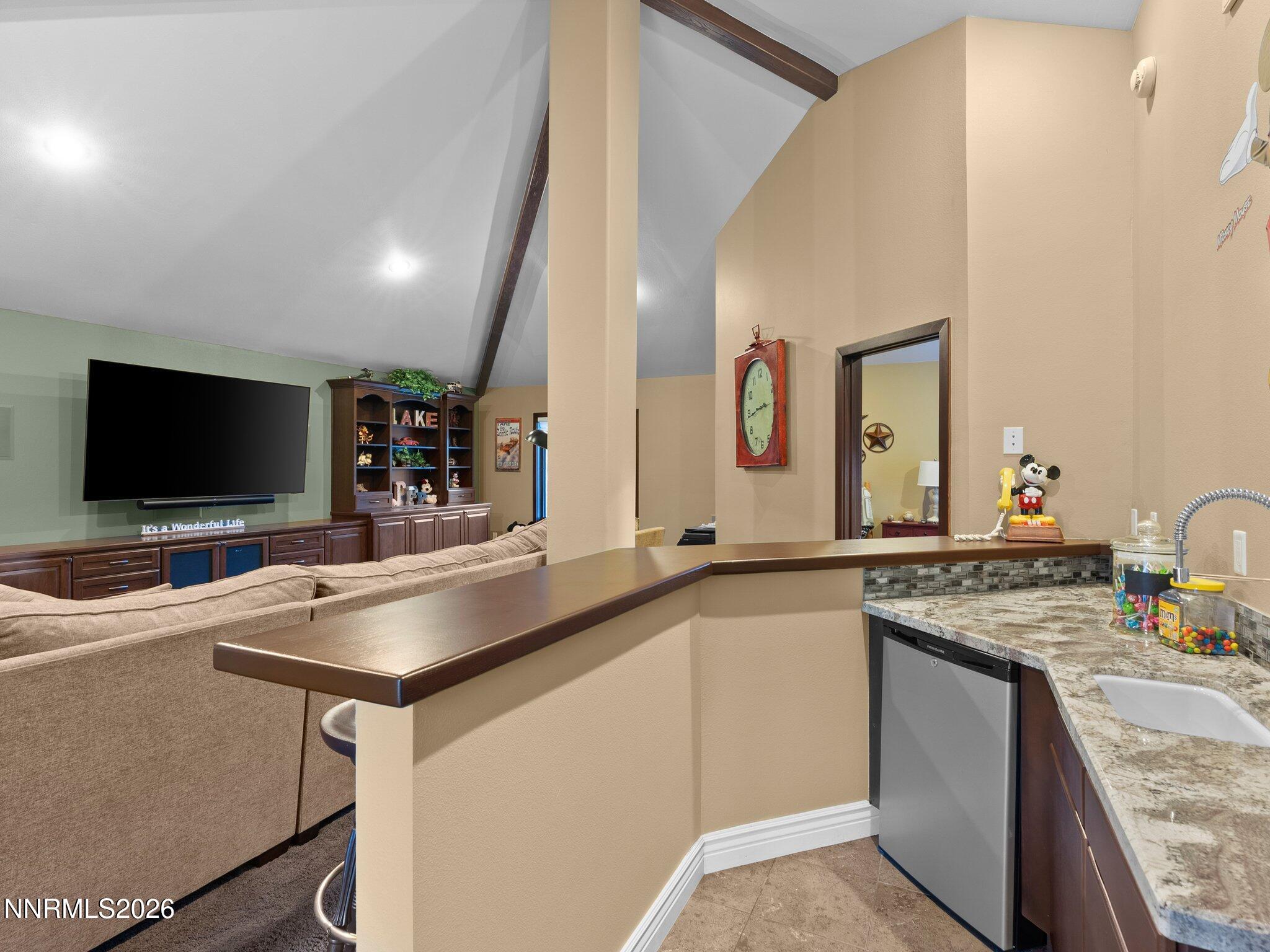 730 Martis Peak Road Property Photo 28