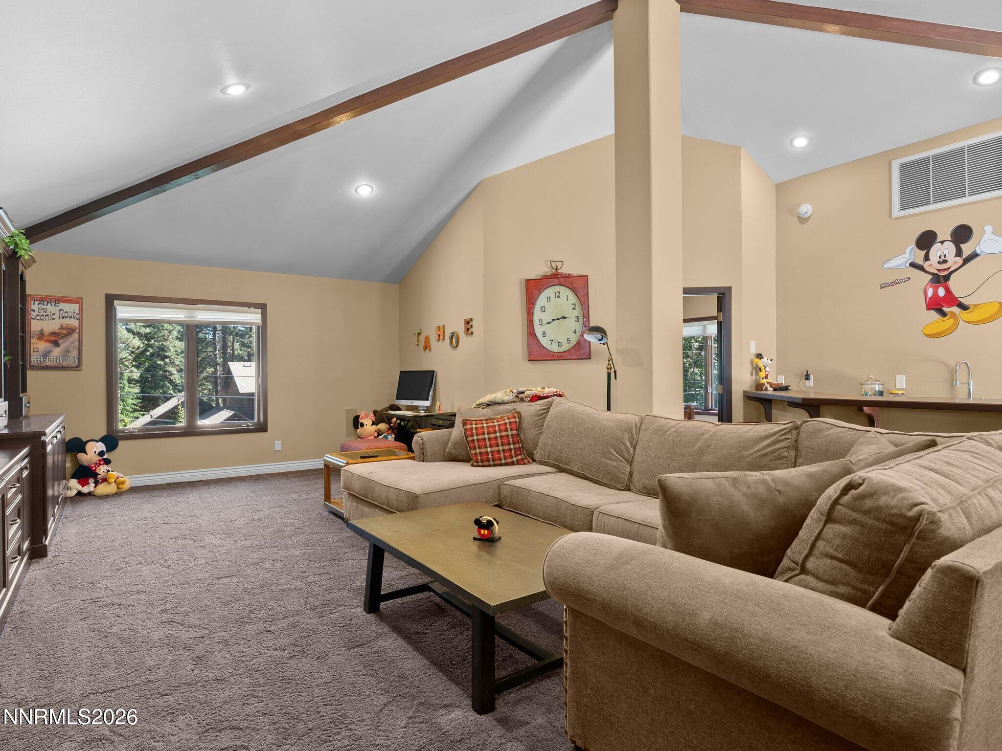 730 Martis Peak Road Property Photo 31