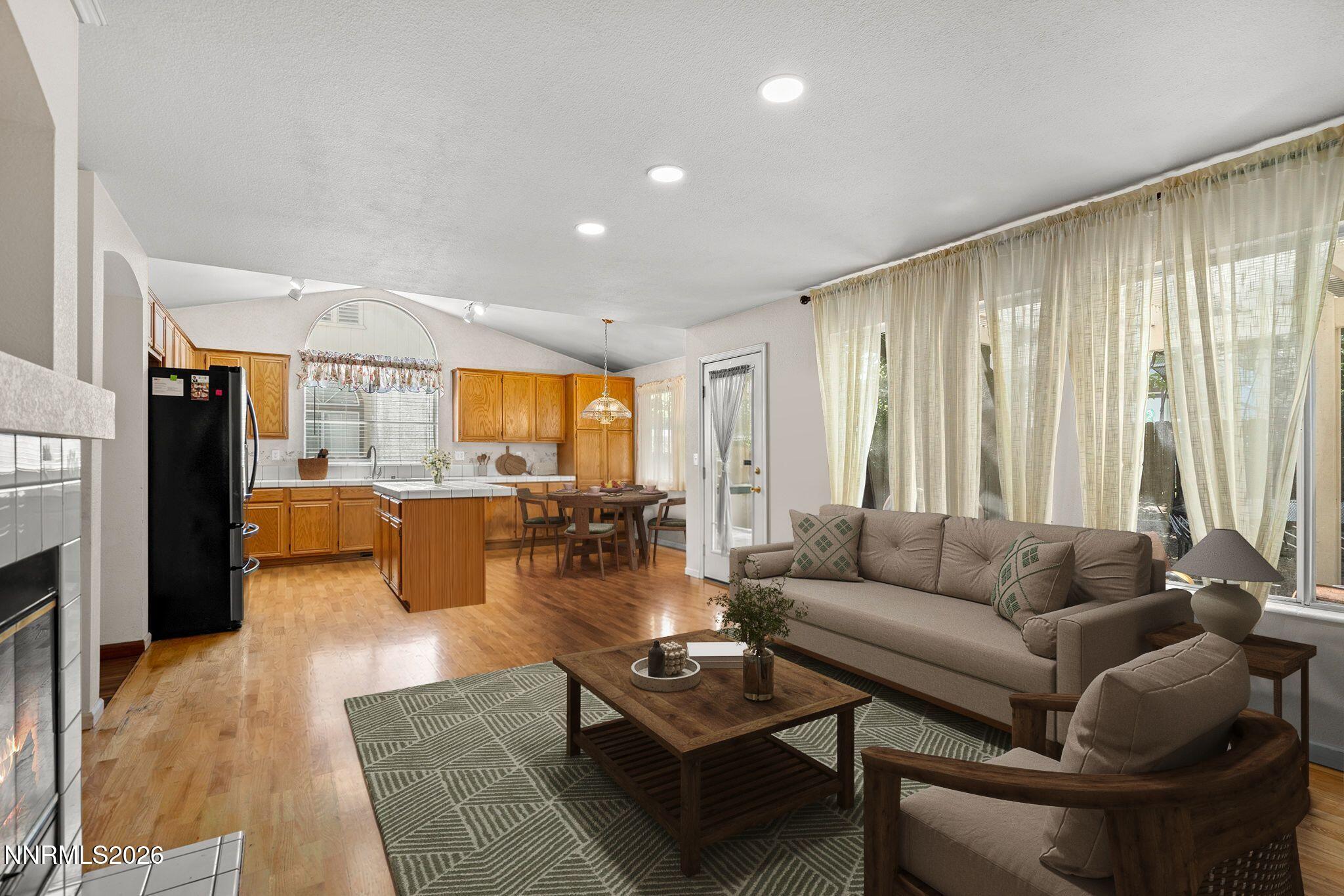 1055 Amico Drive Property Photo 4