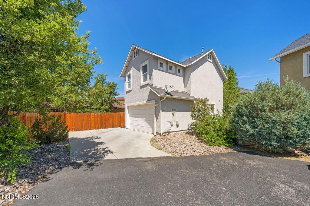 1642 W Minden Village Loop Property Photo 4