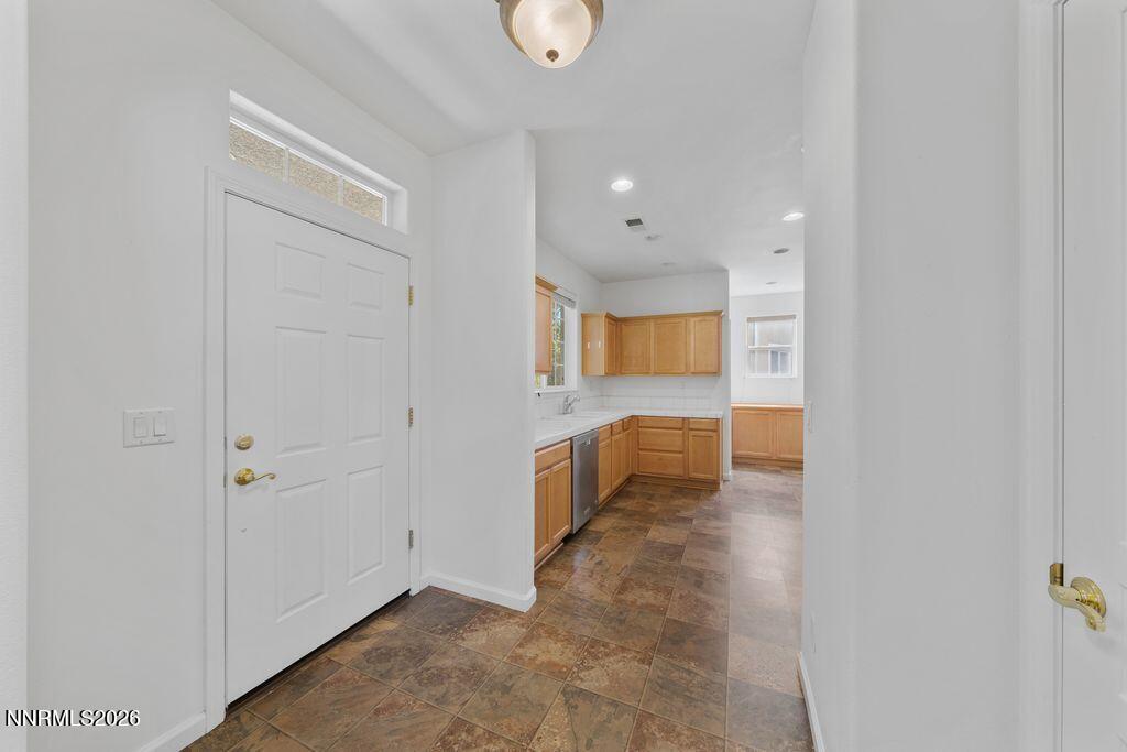 1642 W Minden Village Loop Property Photo 7