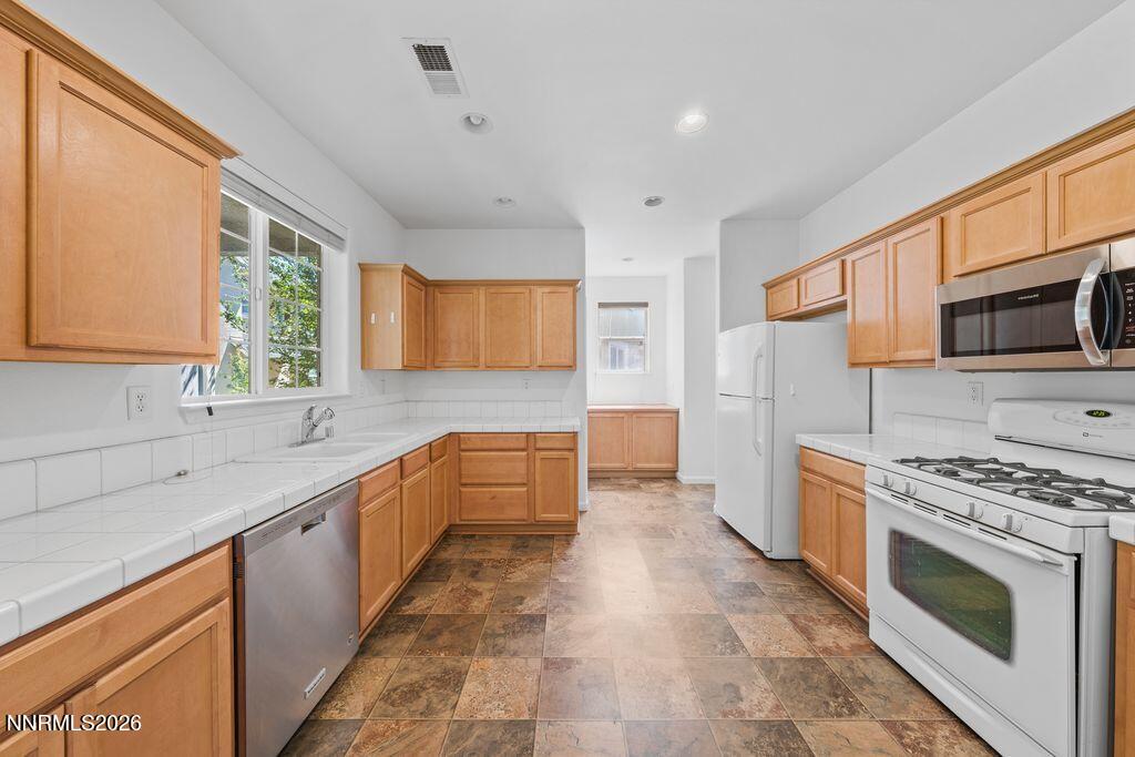 1642 W Minden Village Loop Property Photo 8
