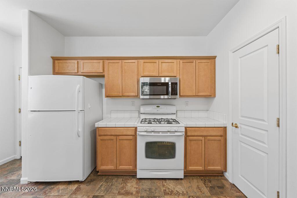 1642 W Minden Village Loop Property Photo 11