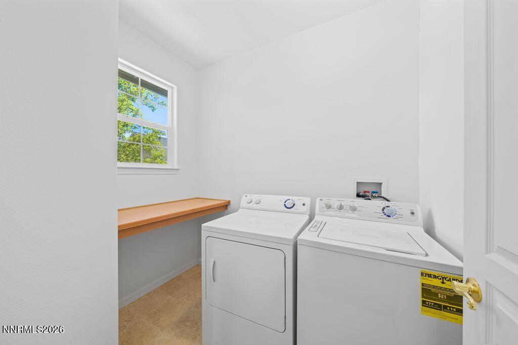1642 W Minden Village Loop Property Photo 17