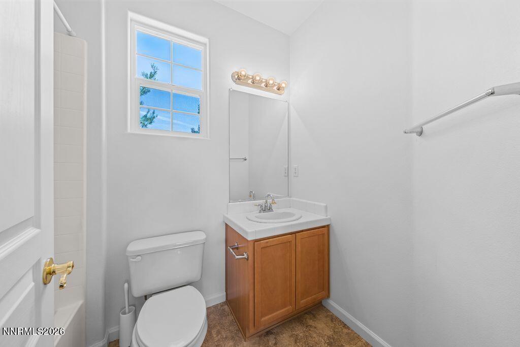 1642 W Minden Village Loop Property Photo 18