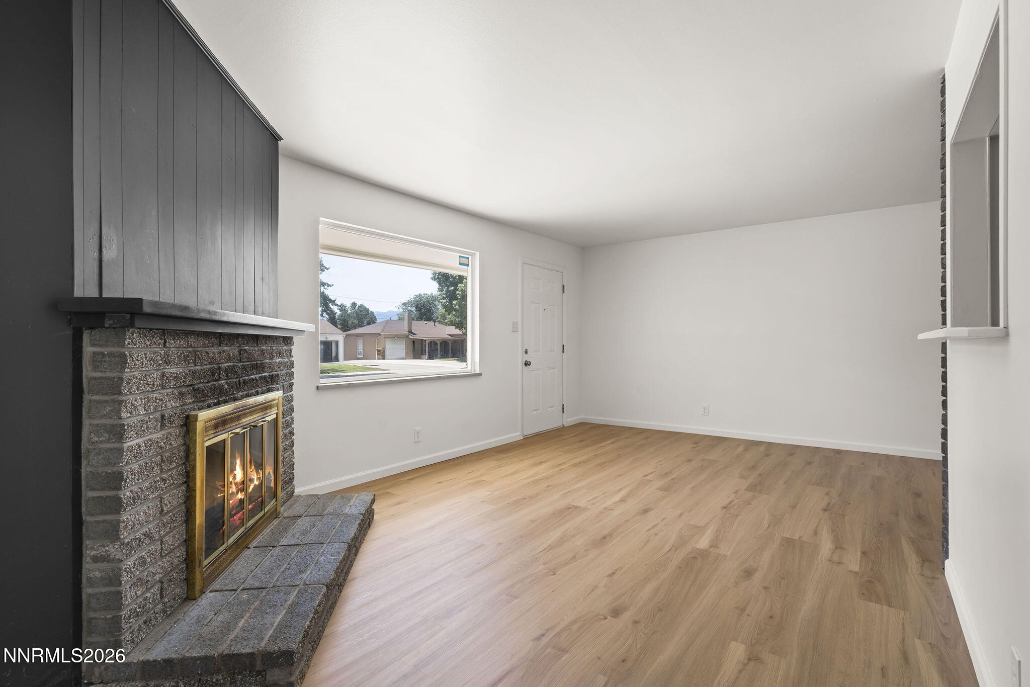 1180 Vance Way Property Photo 4