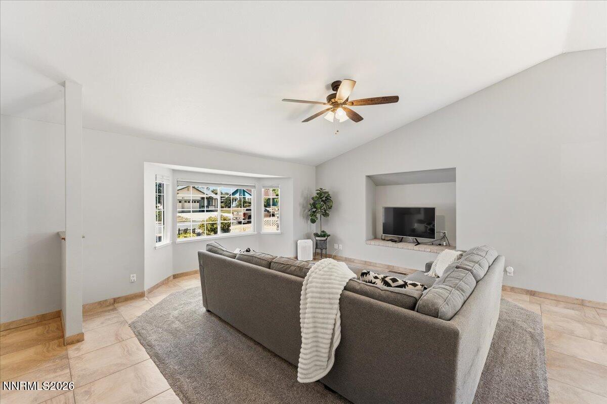 310 Veronica Avenue Property Photo 8
