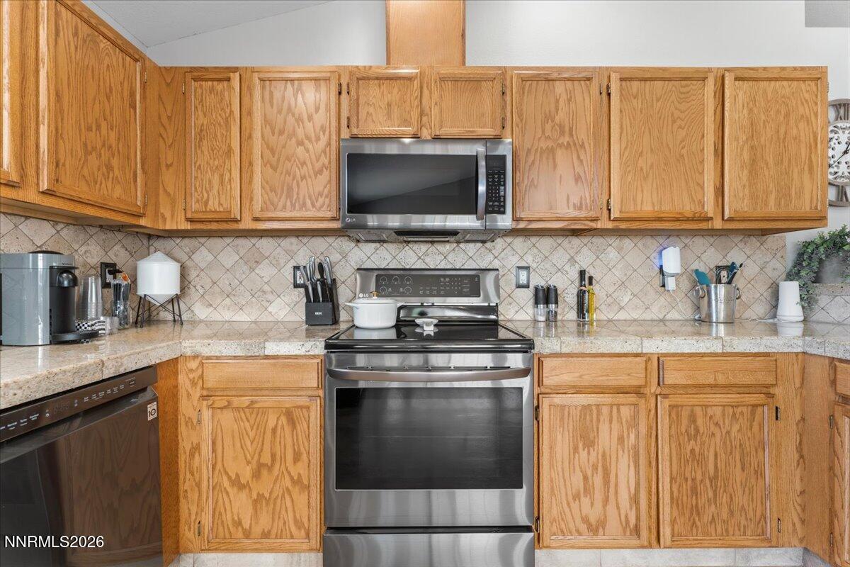 310 Veronica Avenue Property Photo 12