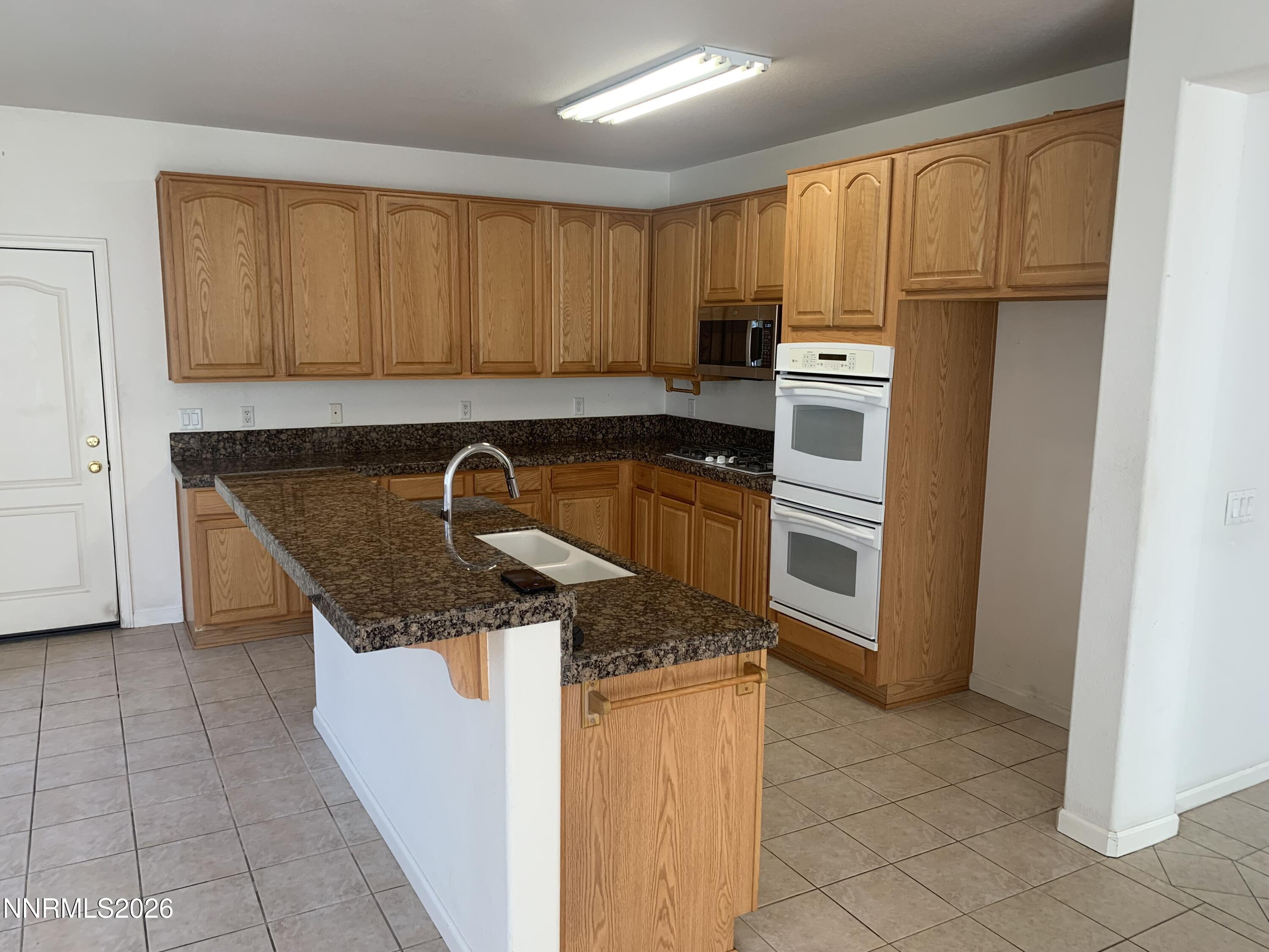 3230 Piazzo Circle Property Photo 3
