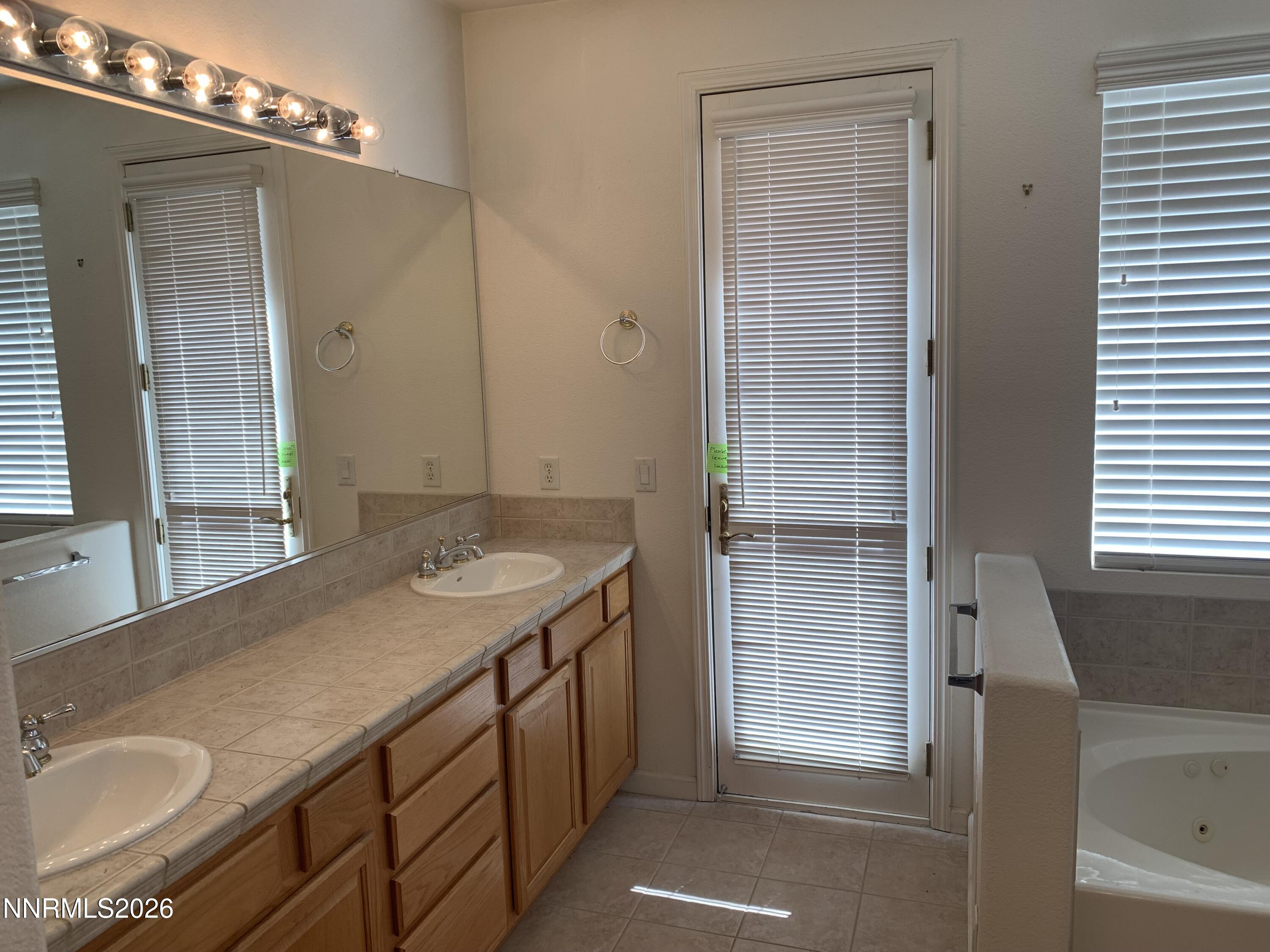 3230 Piazzo Circle Property Photo 18