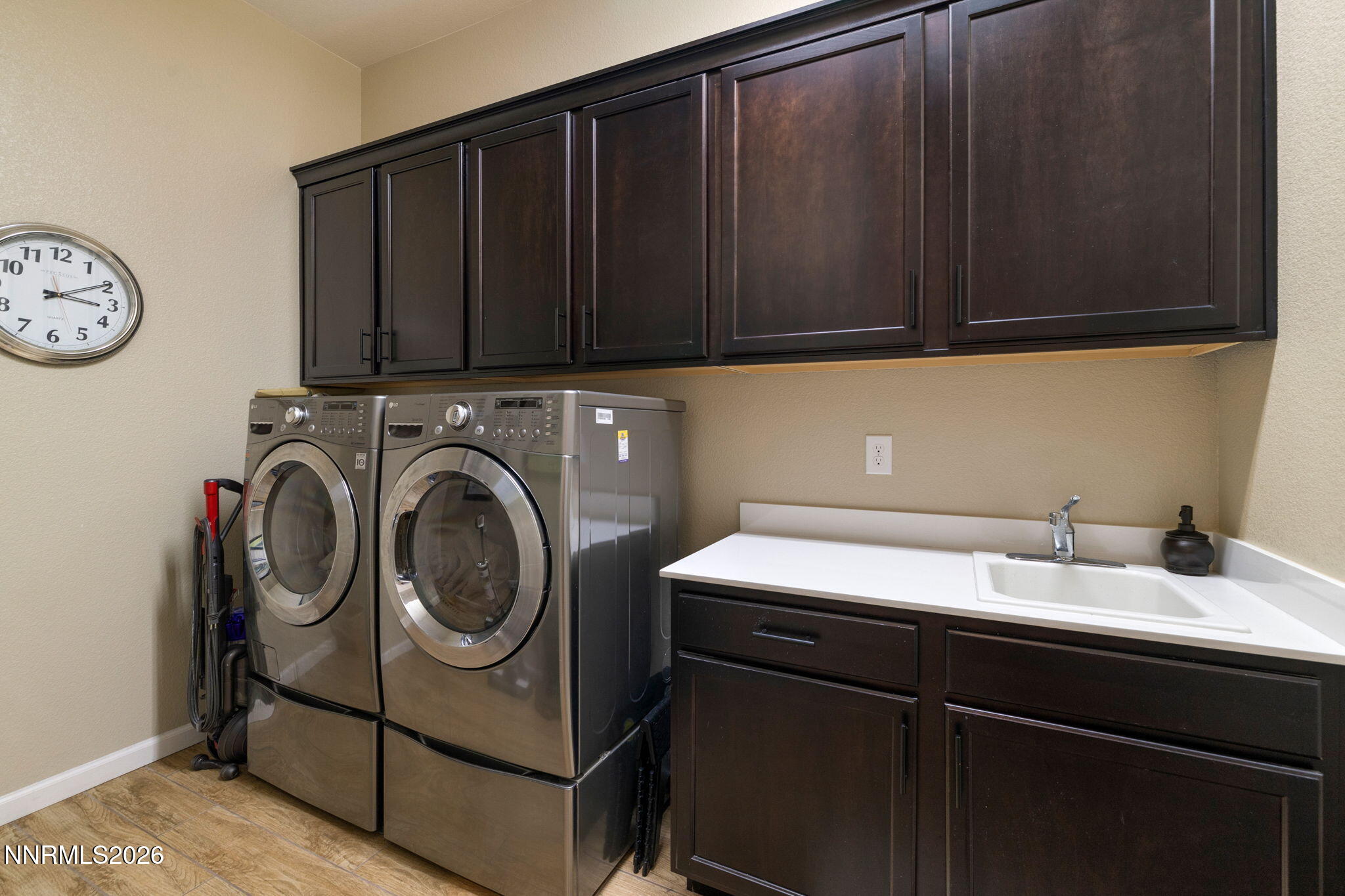 9675 Thesolious Lane Property Photo 23