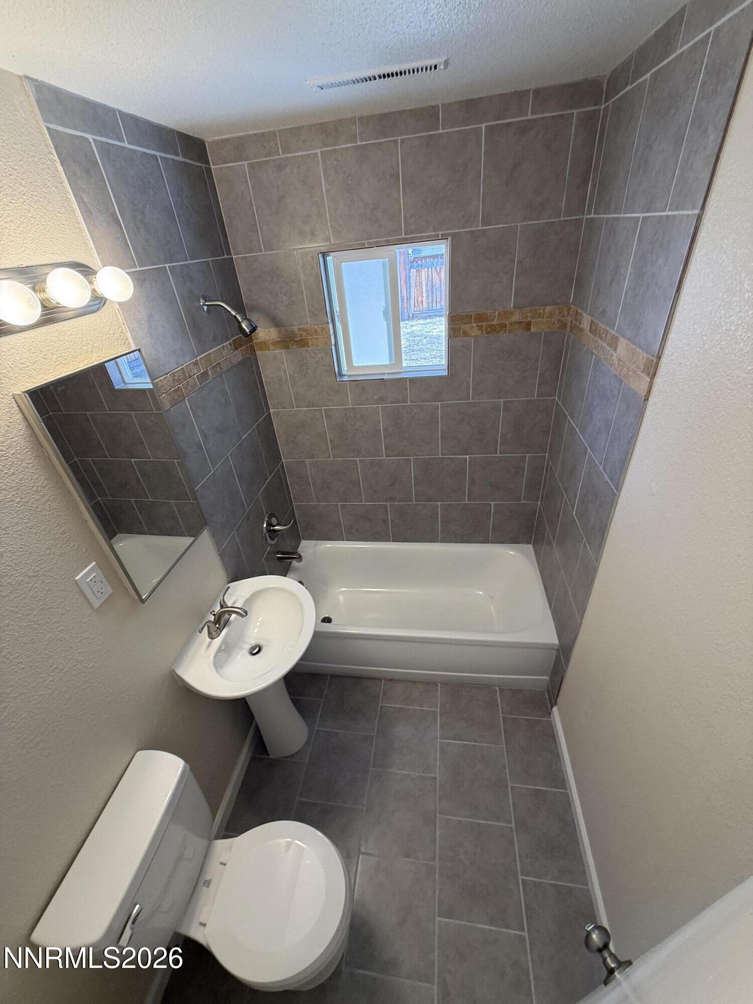1145 York Way Property Photo 11