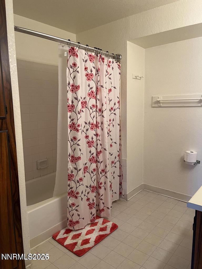 3865 E Leonesio Drive B2 Property Photo 9