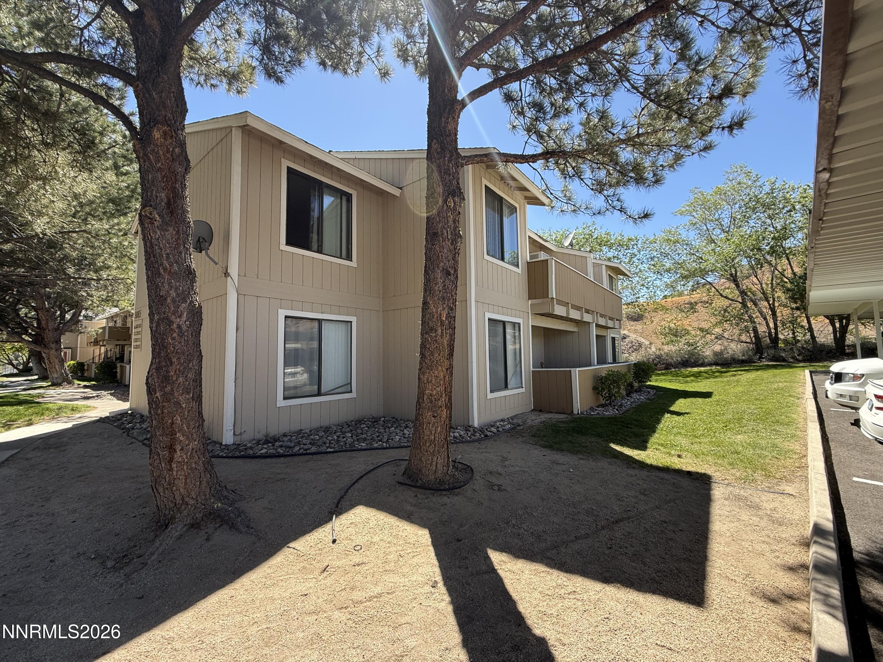 3865 E Leonesio Drive B2 Property Photo 18
