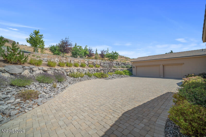 8631 Eagle Chase Trail Property Photo 47