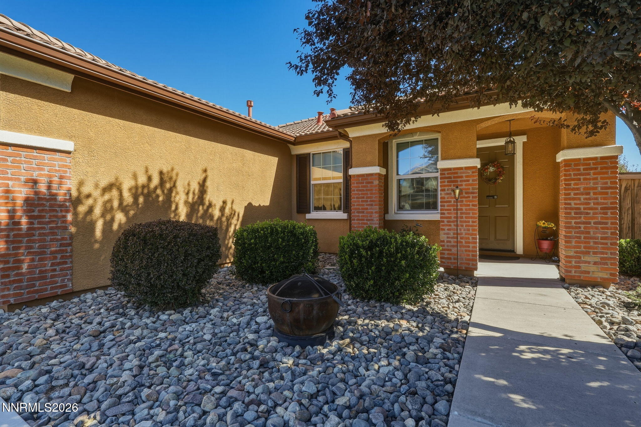 535 Pesaro Way Property Photo 2