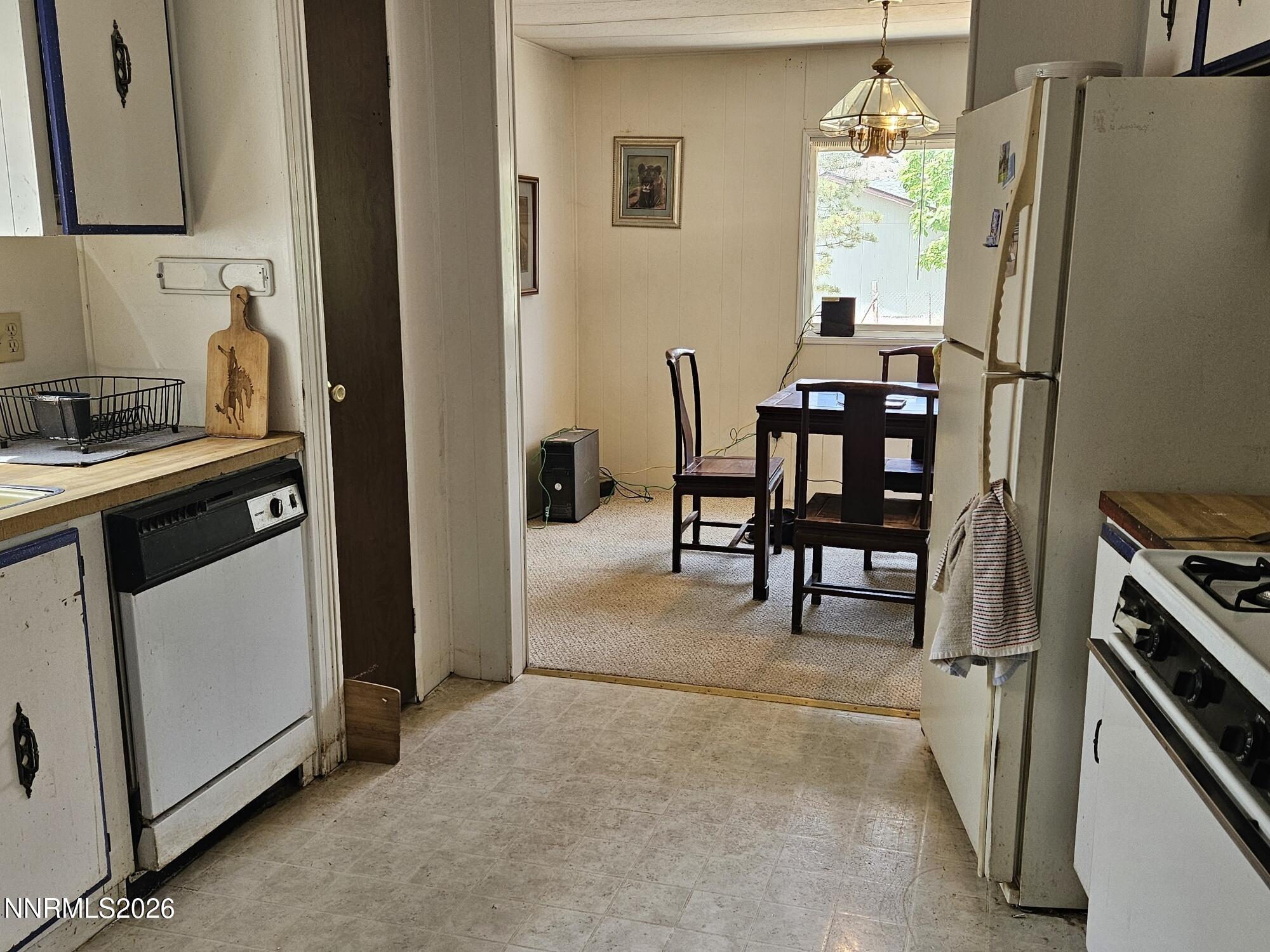 3835 Granite Way Property Photo 4