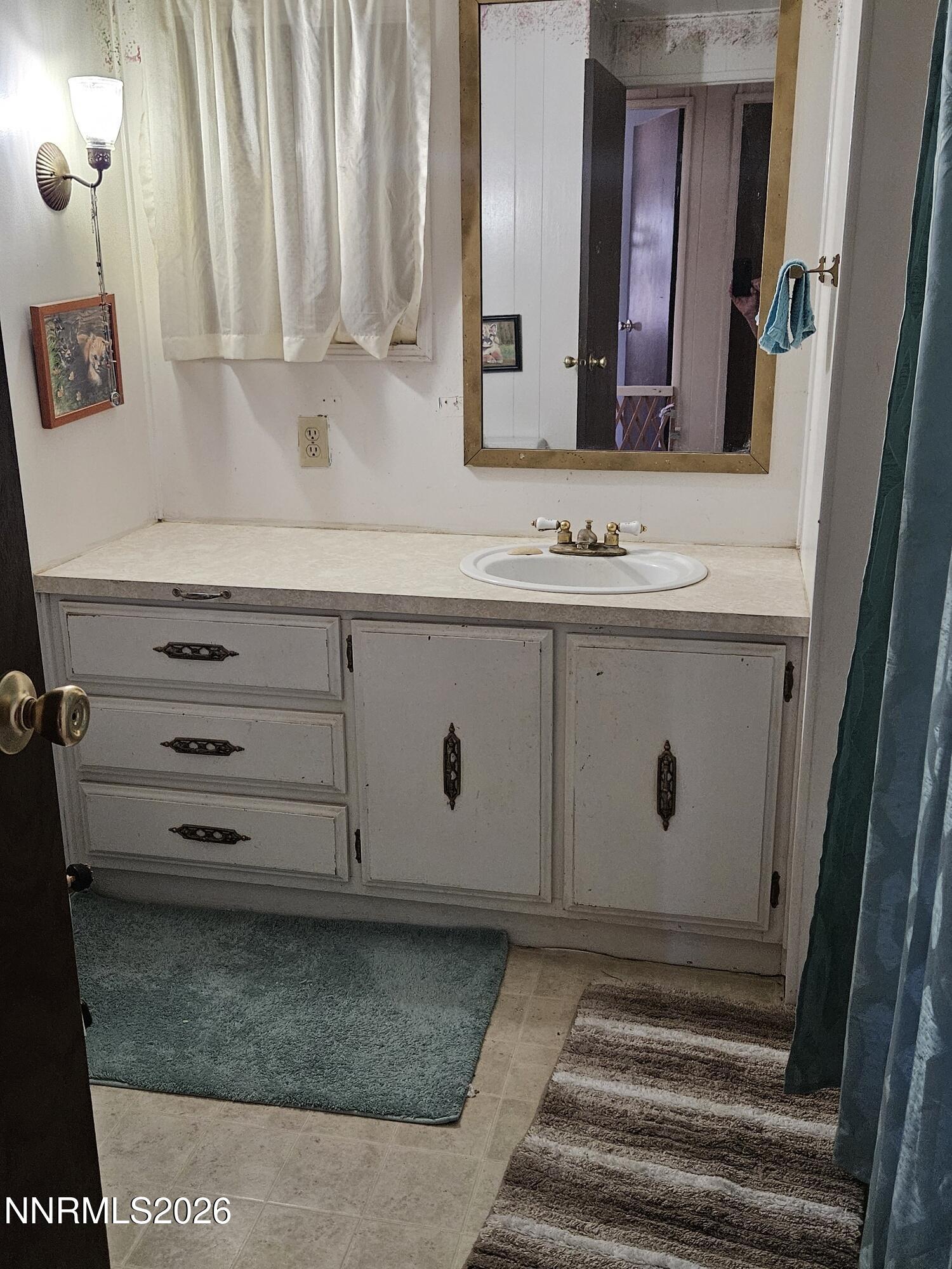 3835 Granite Way Property Photo 10