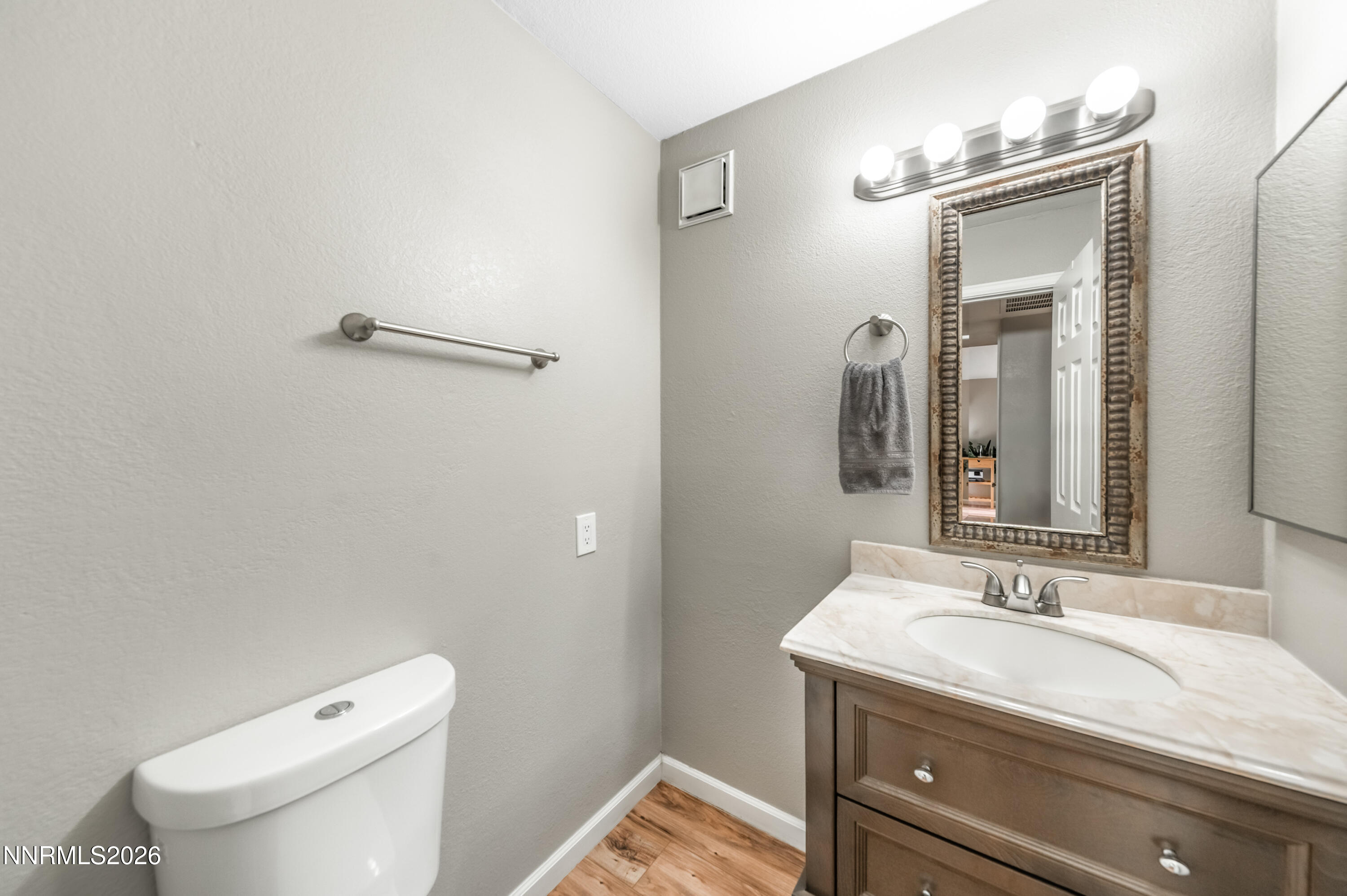 2736 Caballo Drive Property Photo 15