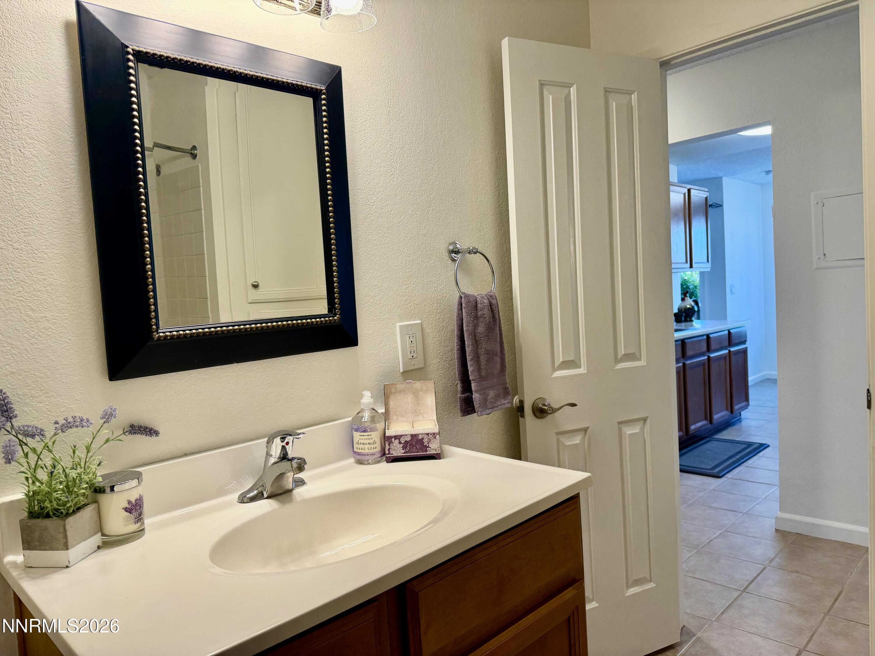 3870 E Leonesio Drive B1 Property Photo 16