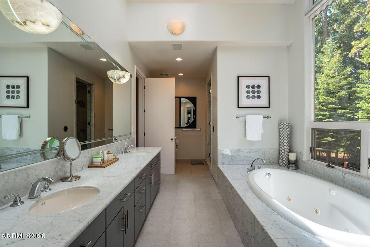 710 Birdie Way Property Photo 32