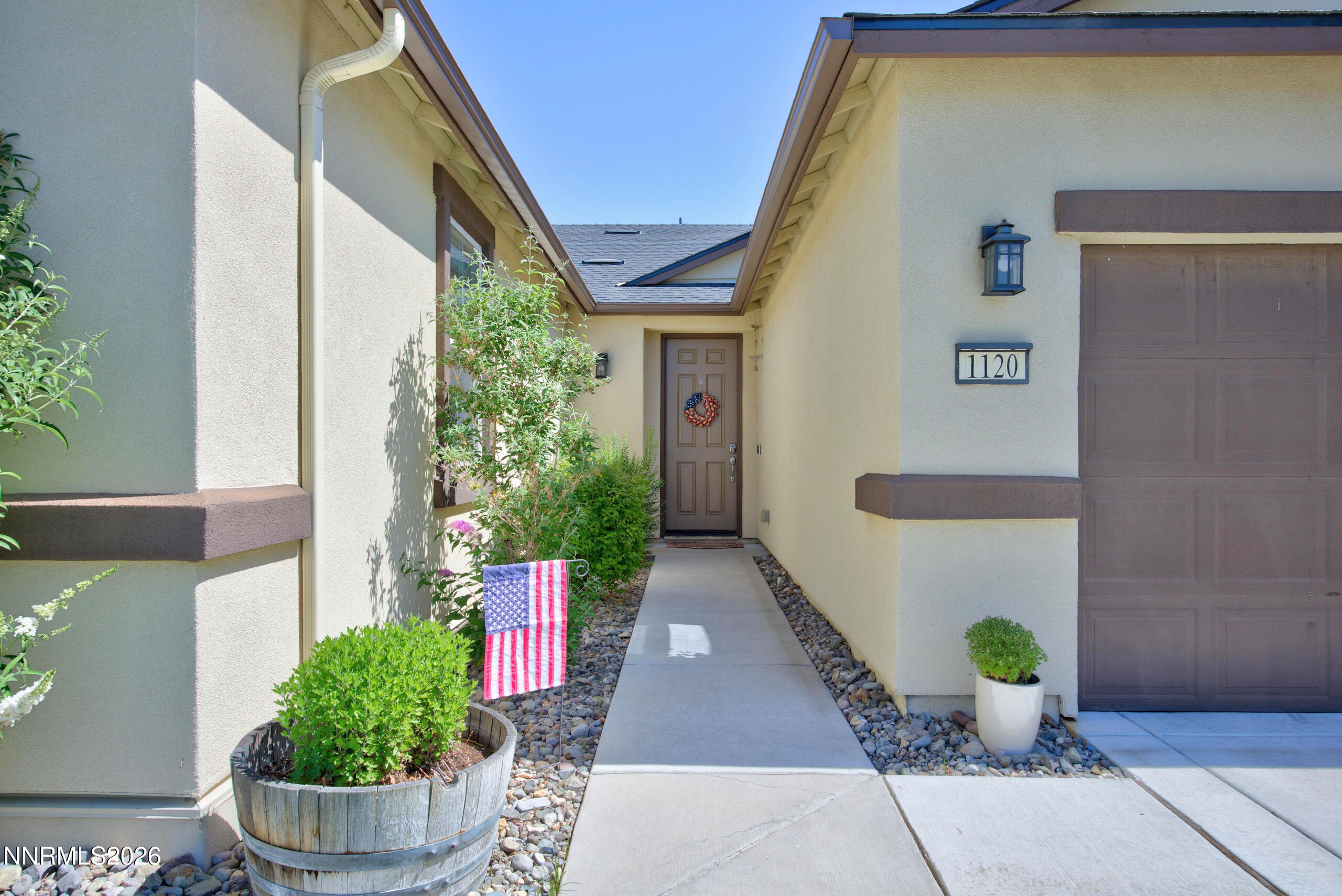 1120 Monument Peak Drive Property Photo 4