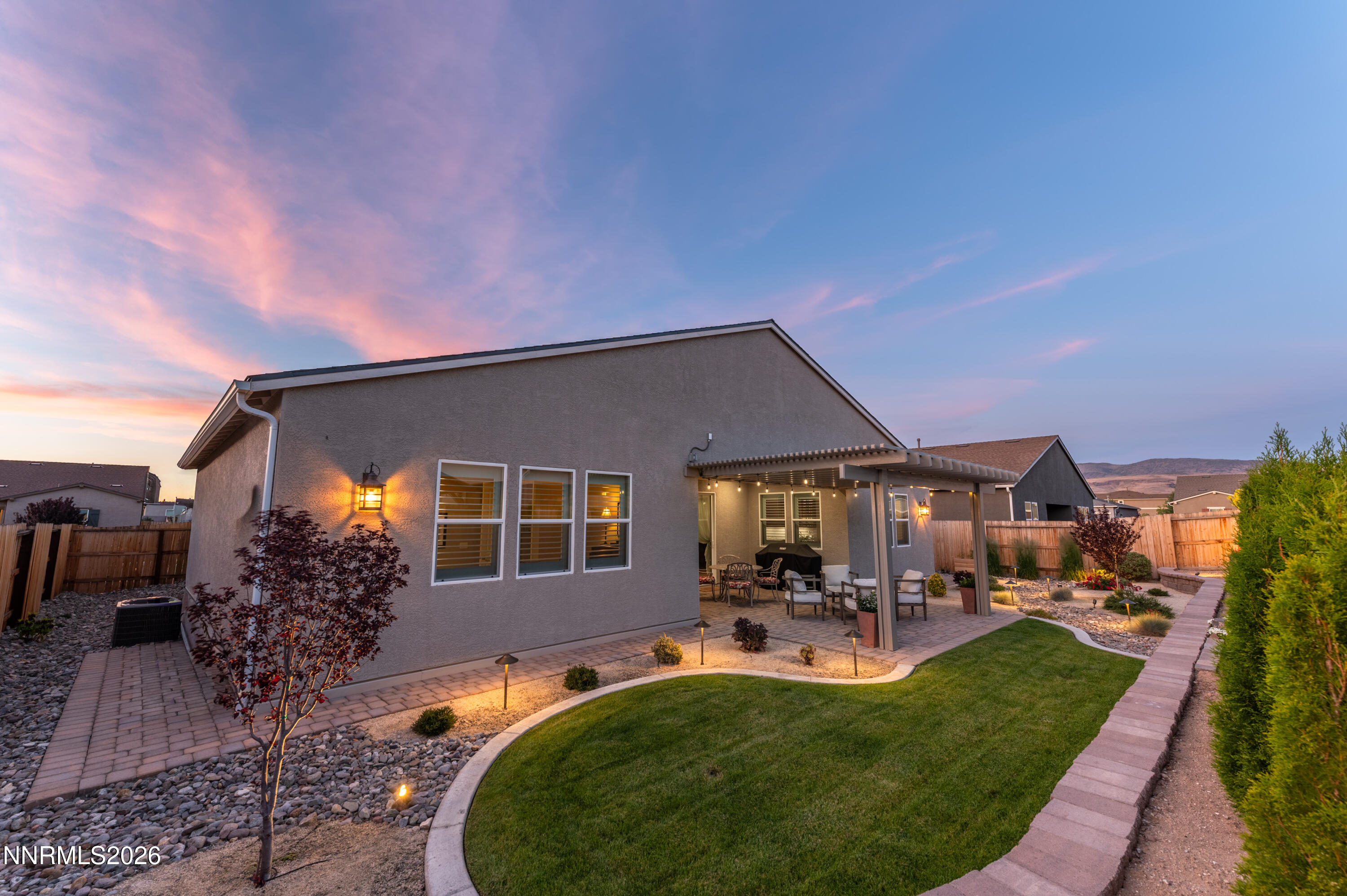 2285 Butte Creek Drive Property Photo 6
