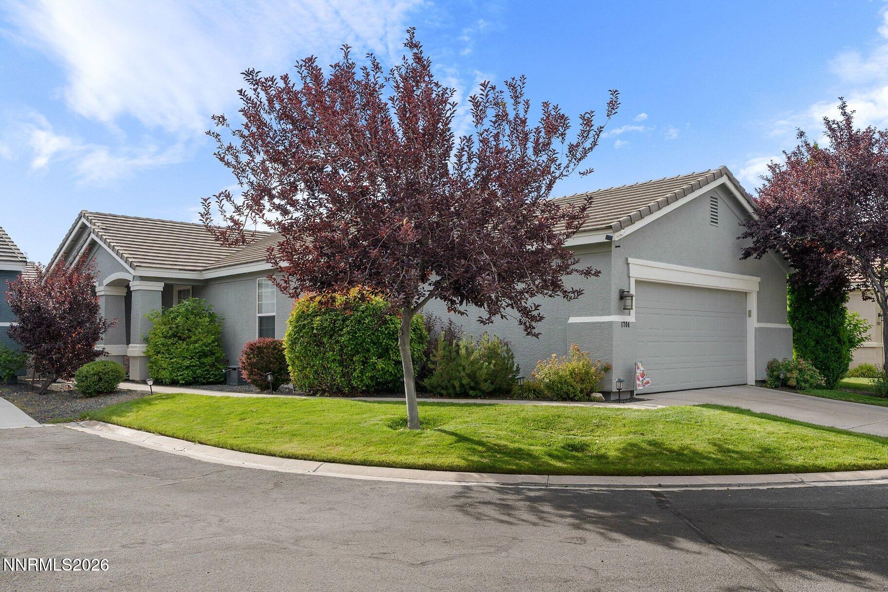 1704 Burwood Circle Property Photo 1