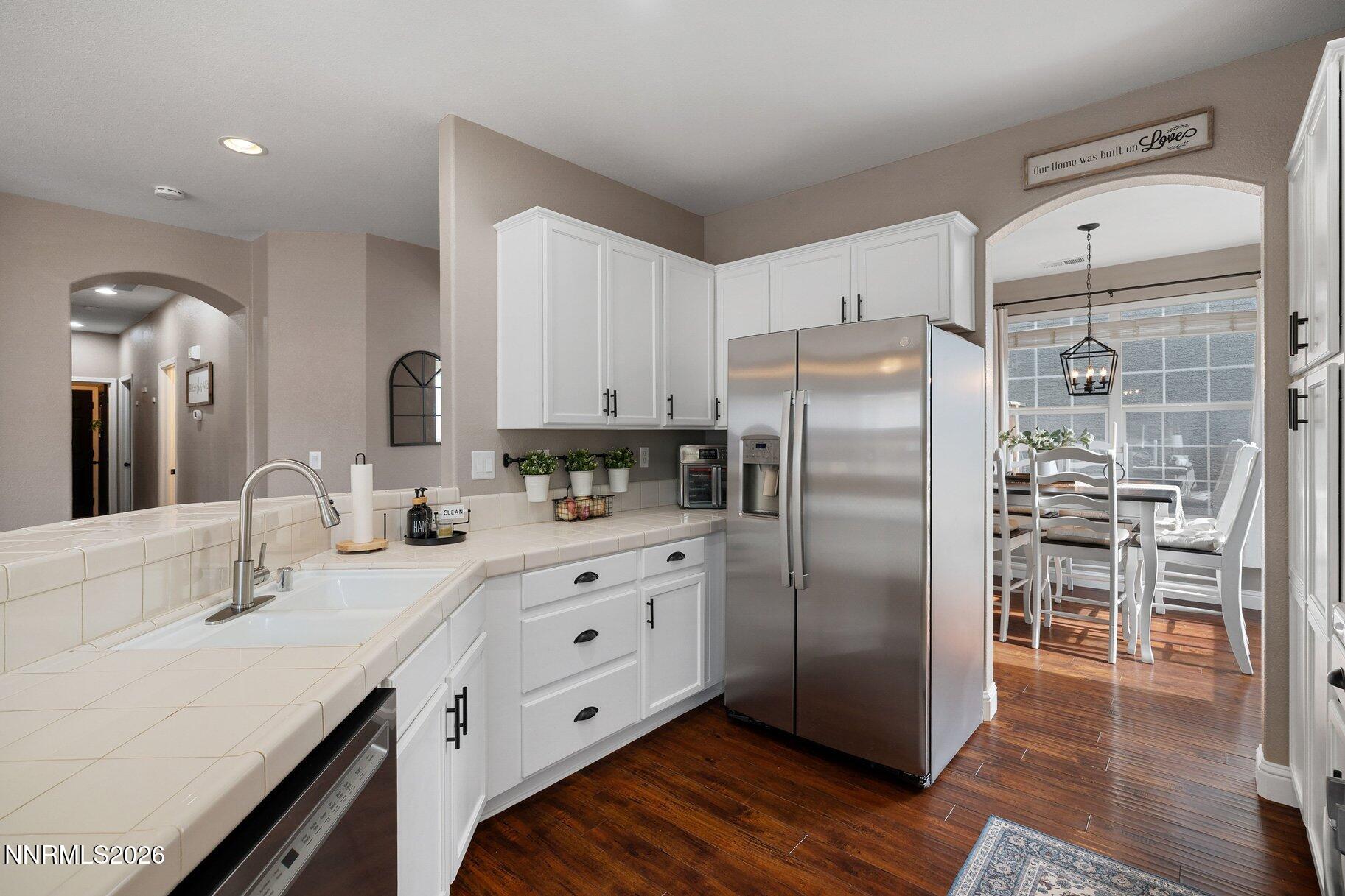 1704 Burwood Circle Property Photo 12