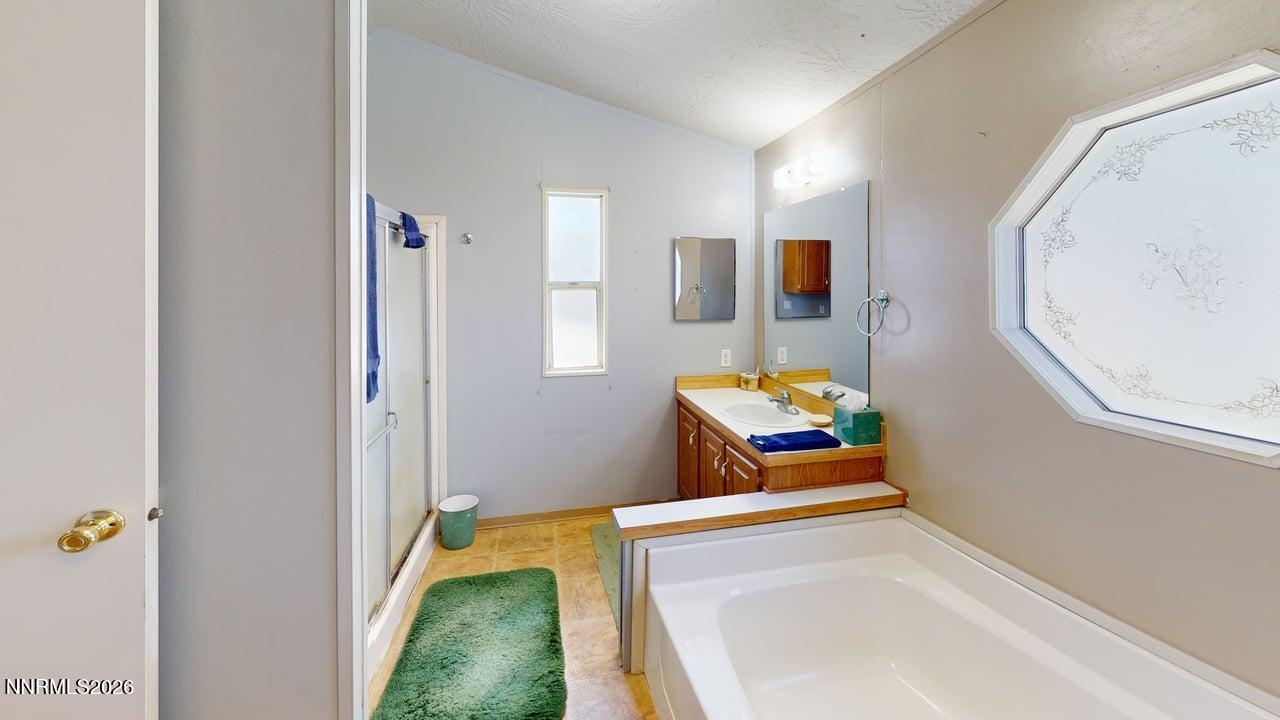 4445 Walther Lane Property Photo 12